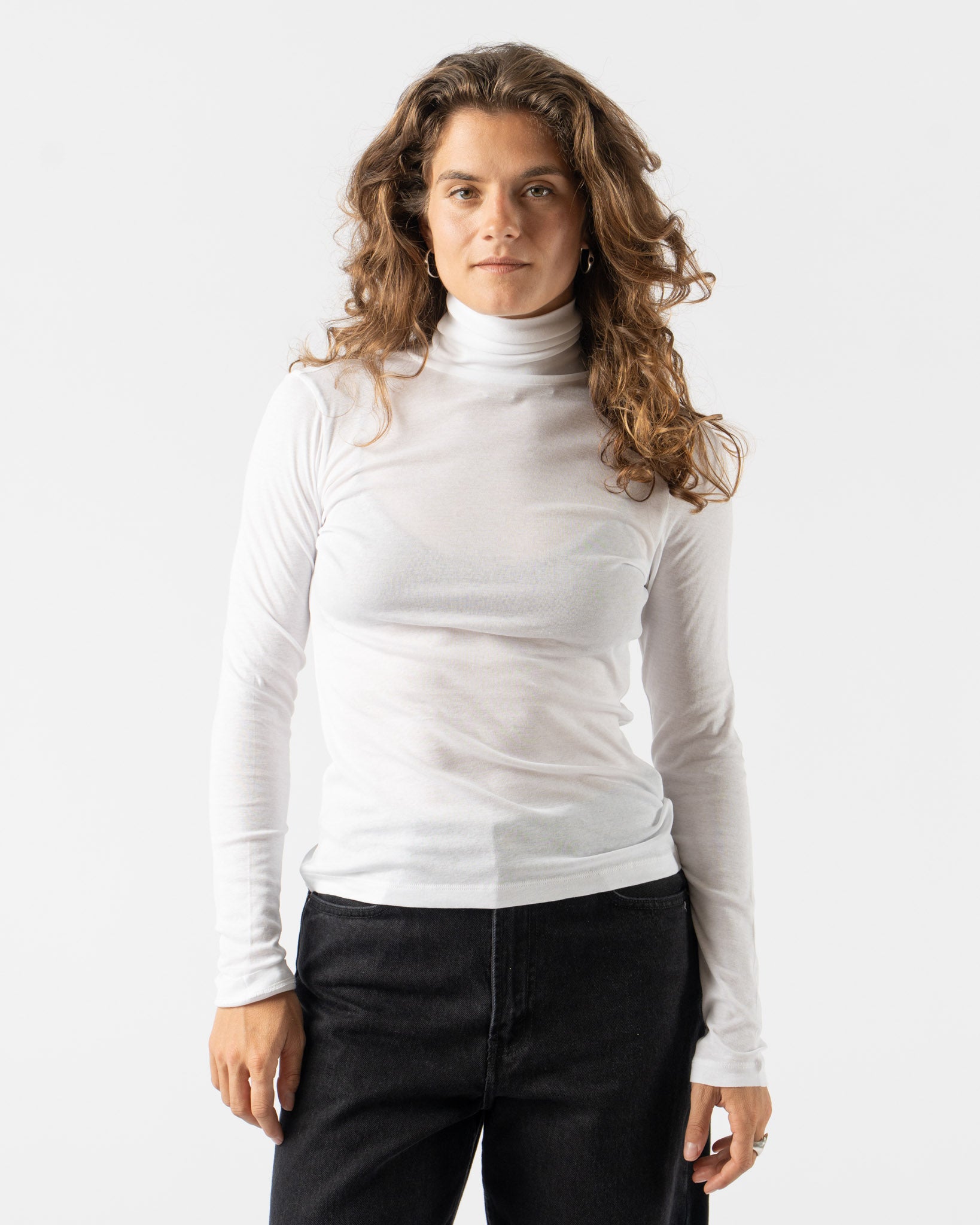FLORE FLORE Lightweight Dinah Turtleneck in White