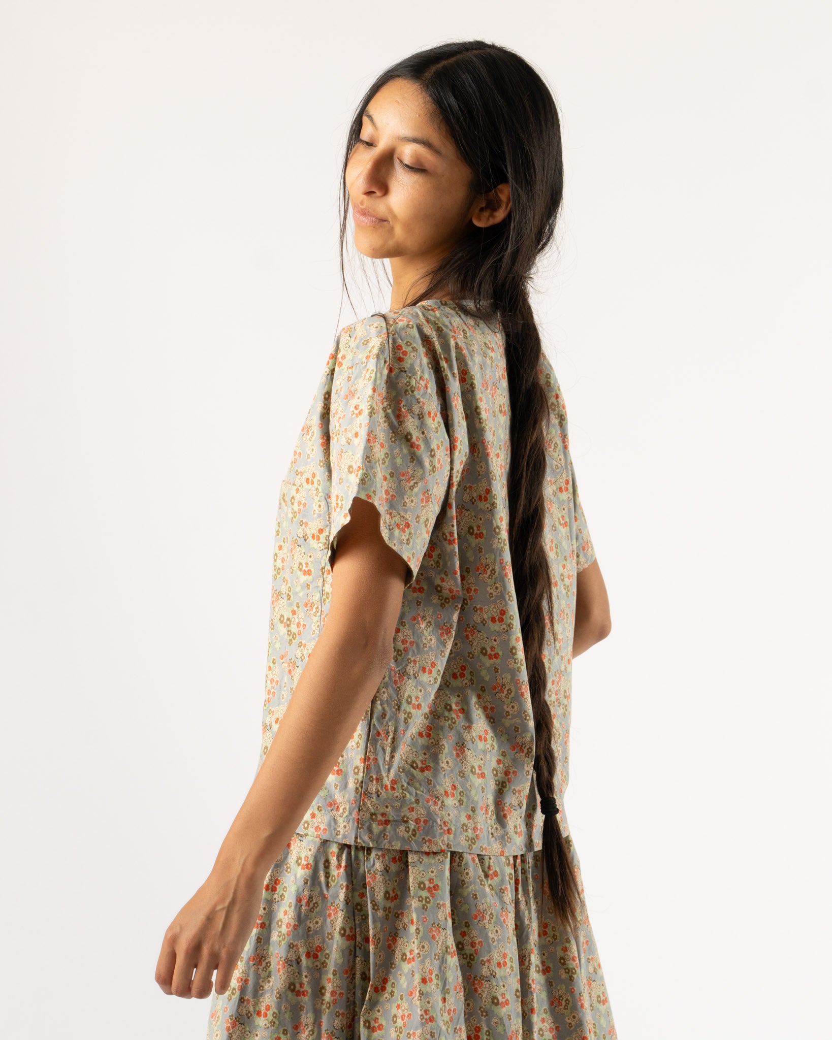SONO Friedrich Tee in Dusty Blue Floral