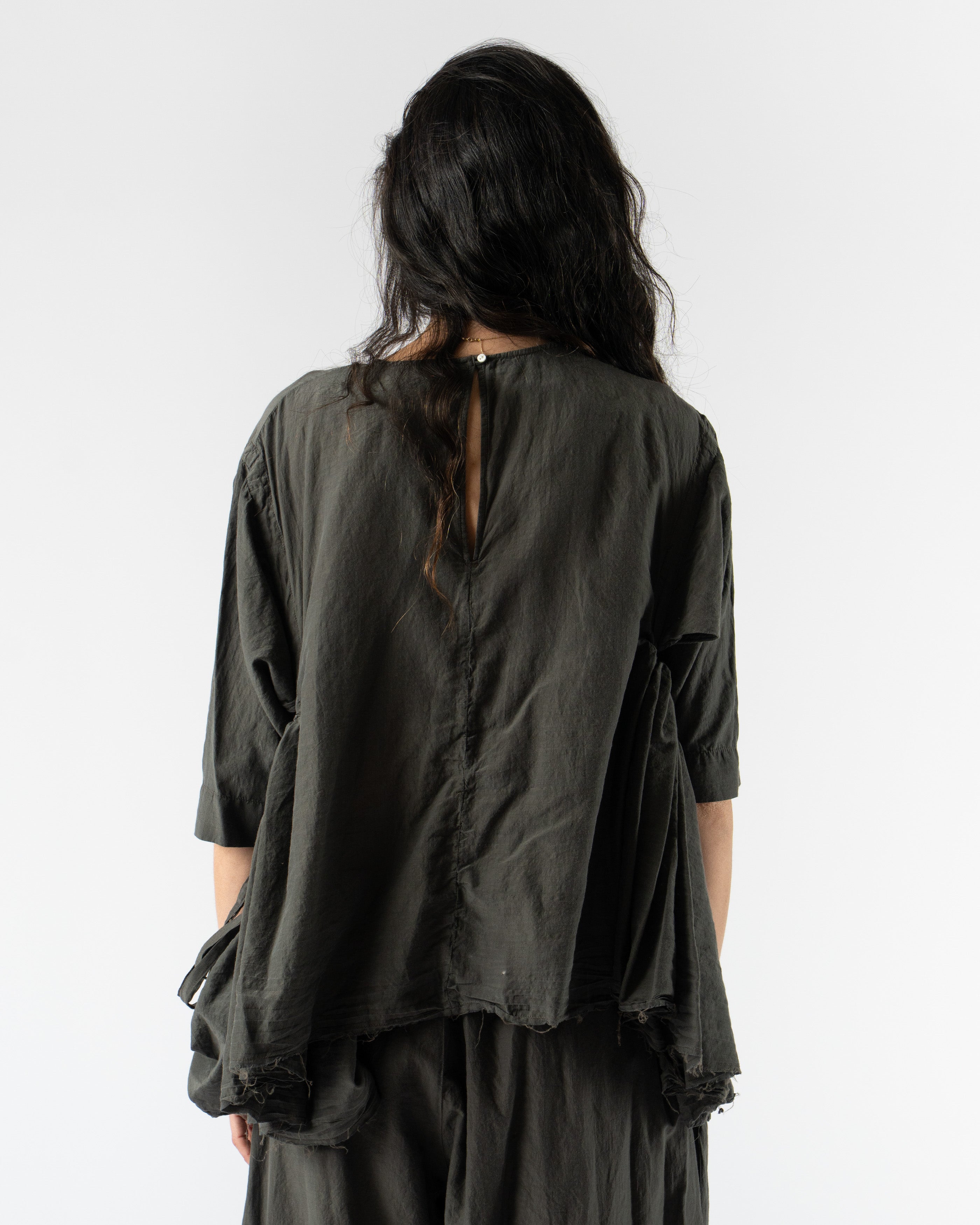 Quitan Girl's Blouse in Dhanetah Jat Iron Grey