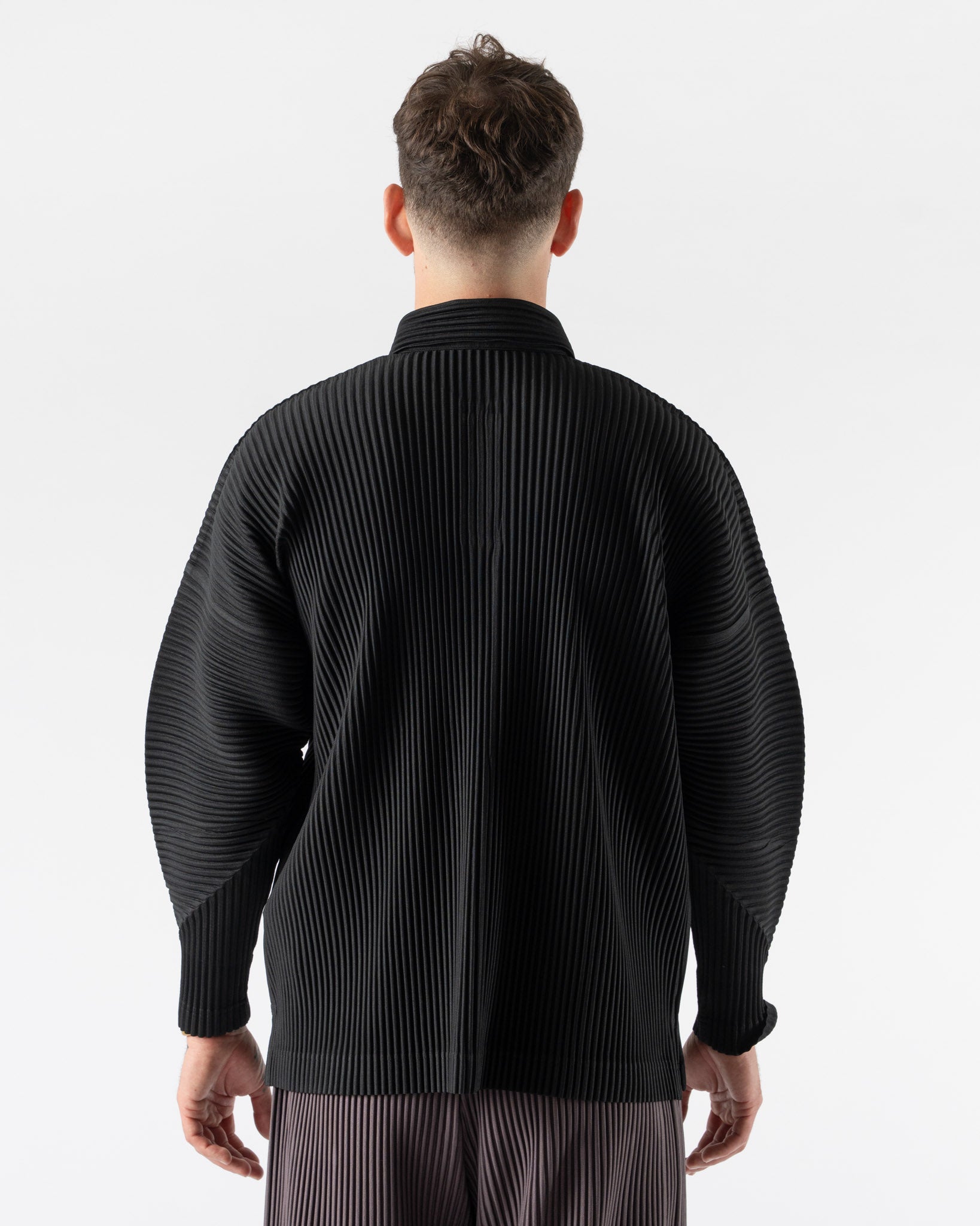 Homme Plissé Issey Miyake August Monthly Colors in Black