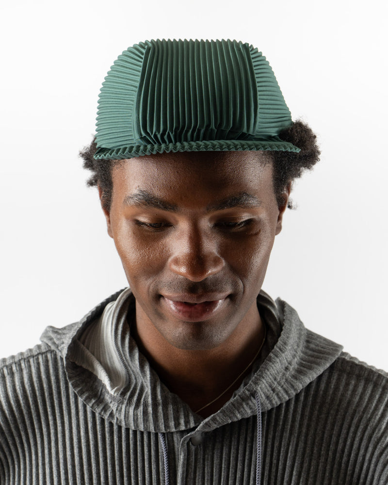 Homme Plissé Issey Miyake Pleats Cap in Evergreen