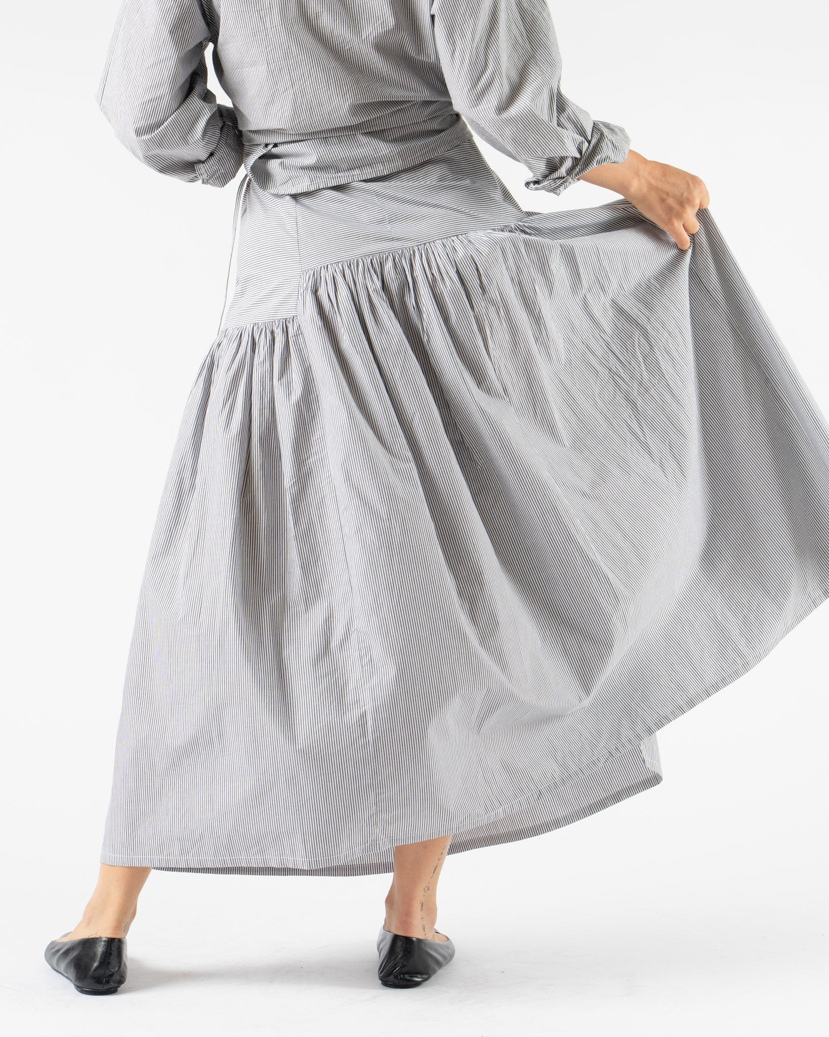Pre-Owned: Chelsea Mak Garden Skirt in Skirting Stripe