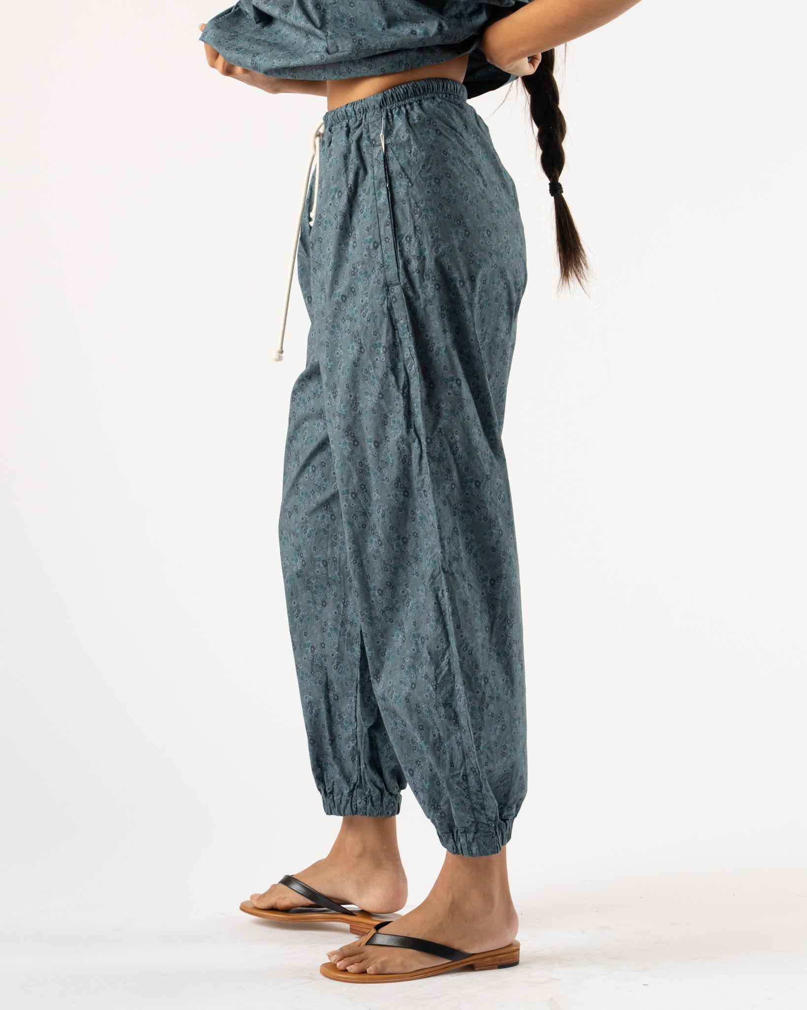 SONO Jamie Joggers in Navy Floral
