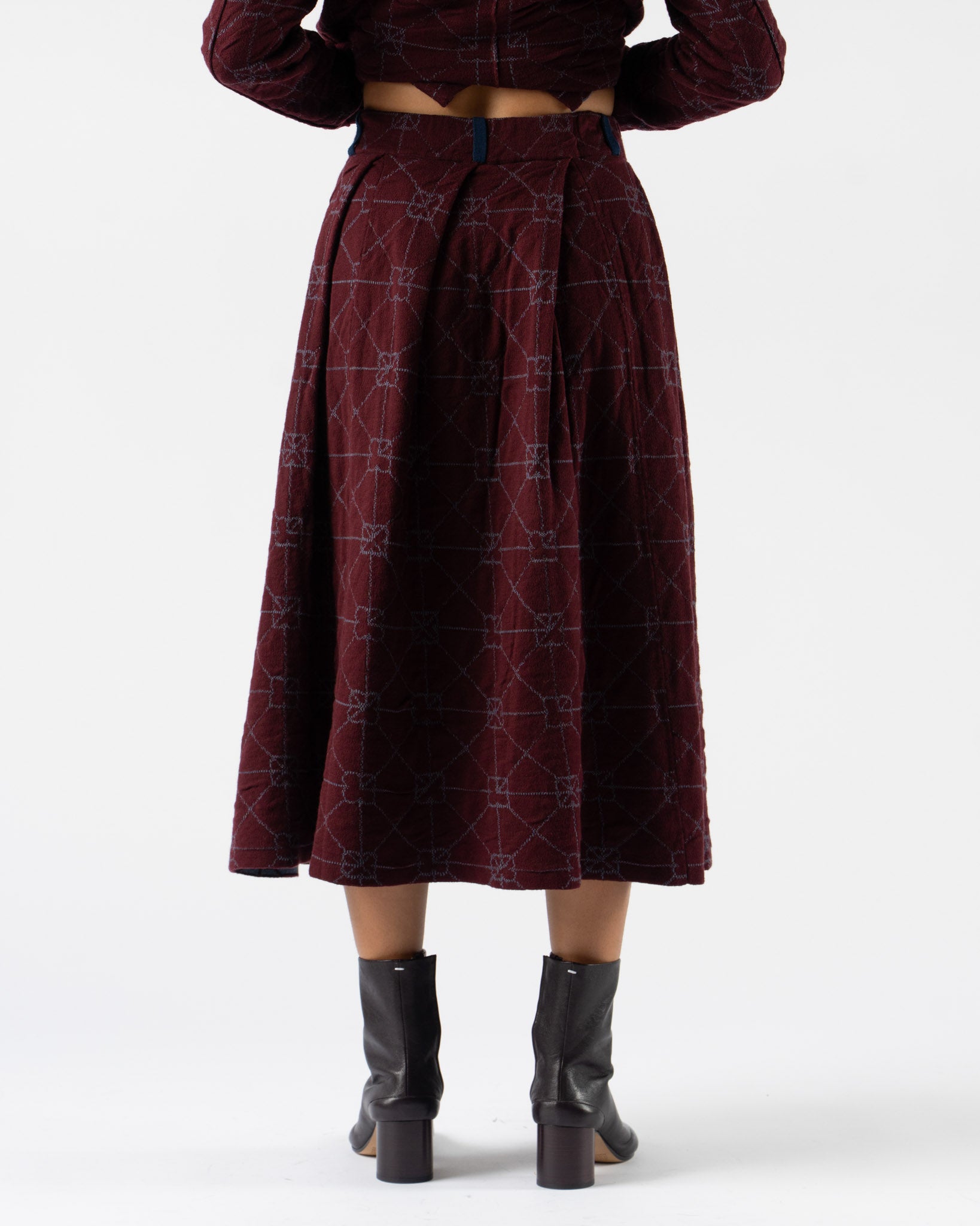 YanYan June Midi Box Pleat Skirt in Burgundy