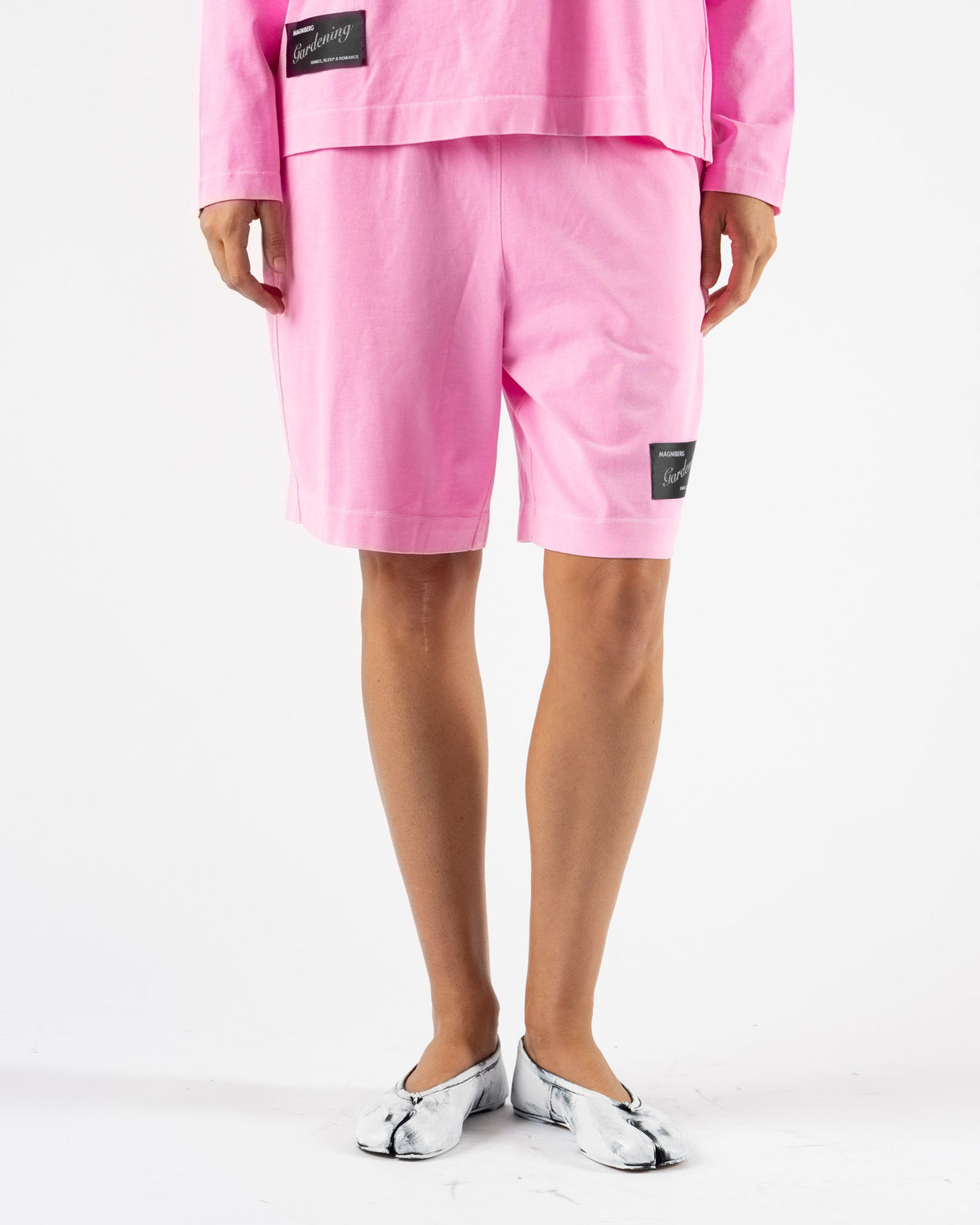 Magniberg Glow Neon Shorts in Washed Neon Pink