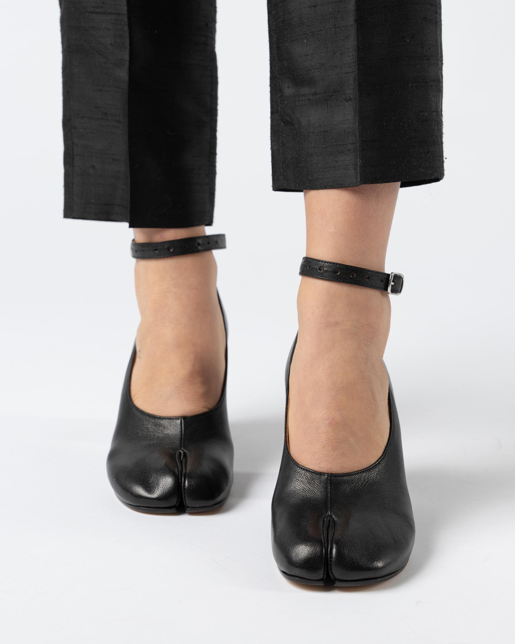 Tabi pumps マルジェラ　Margiela MAISON MARGIELA - Women Tabi Pumps – Atelier New York