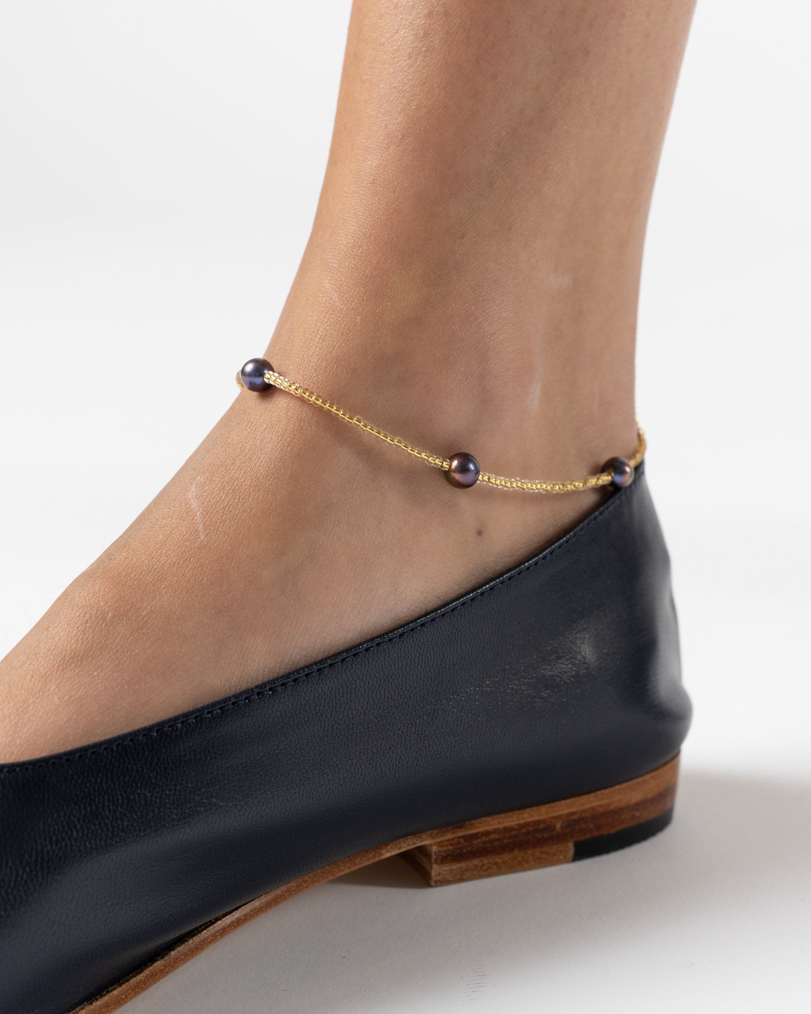 OSIF Peacock Pearl & Bead Anklet