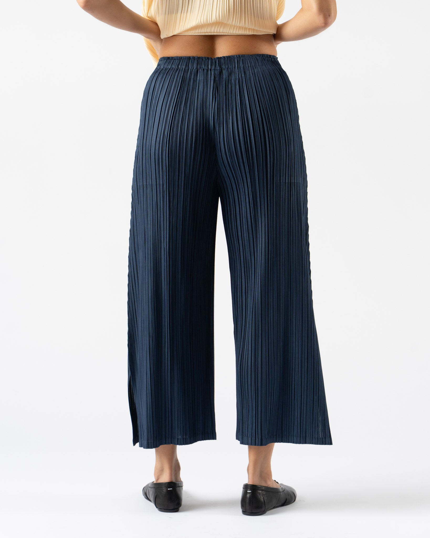 Pleats Please Issey Miyake Mellow Pleats in Navy