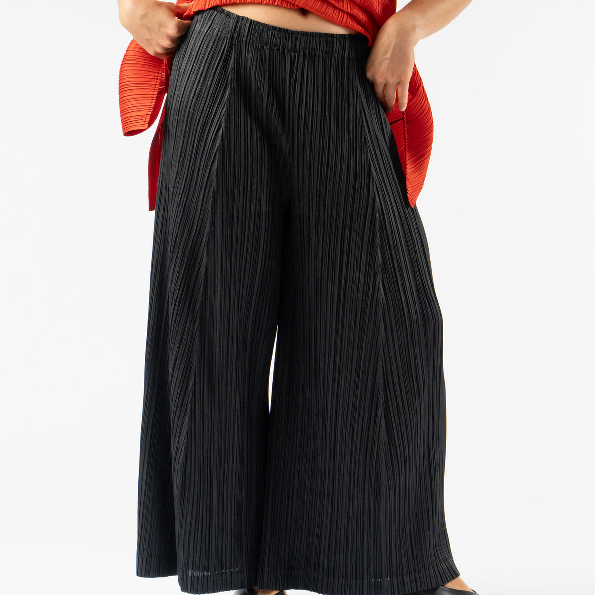 Pleats-Please-Issey-Miyake- 