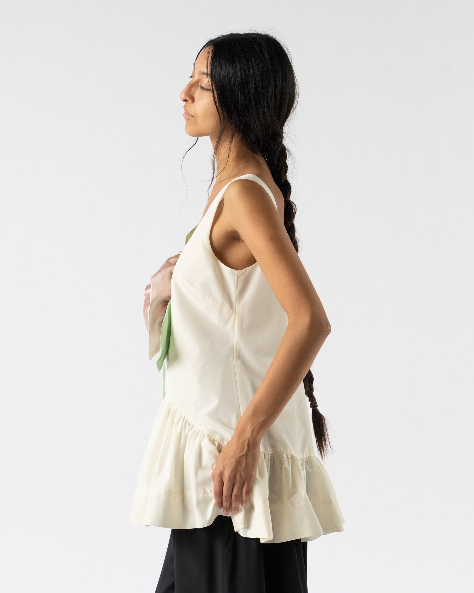 トップス simone rocha Simone Rocha Pressed Rosette Tilted Neck Peplum Top in Cream/Multi