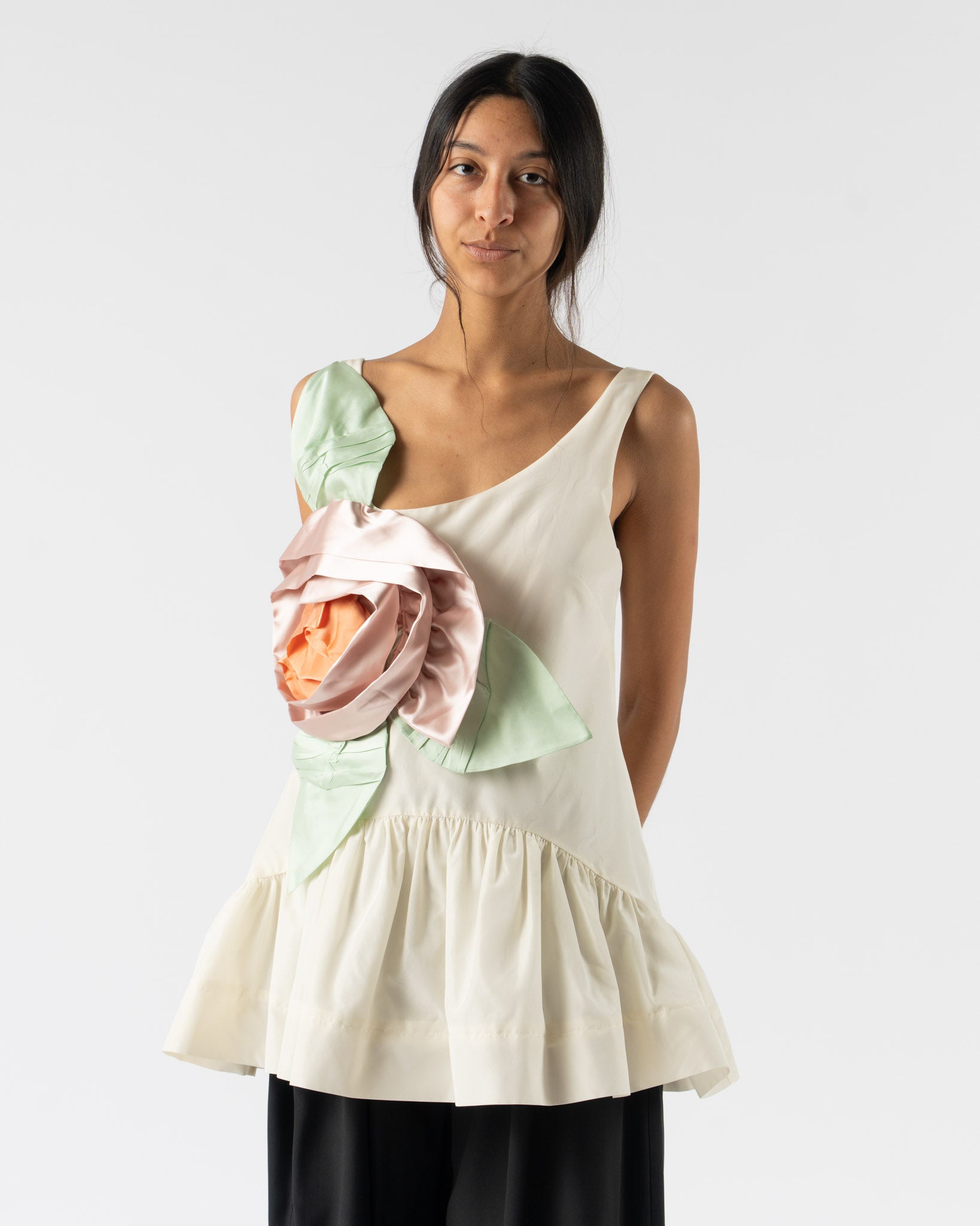 Simone Rocha Pressed Rosette Tilted Neck Peplum Top in Cream/Multi
