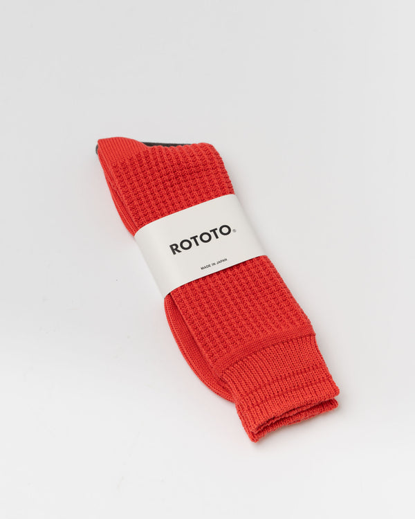 ROTOTO R1110 Waffle Cotton Crew Socks in Light Red