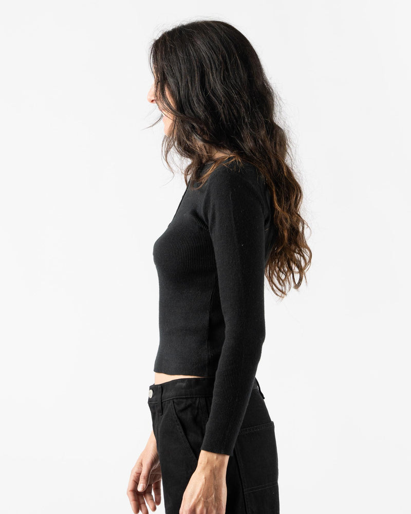 Shaina Mote Aki Henley in Onyx