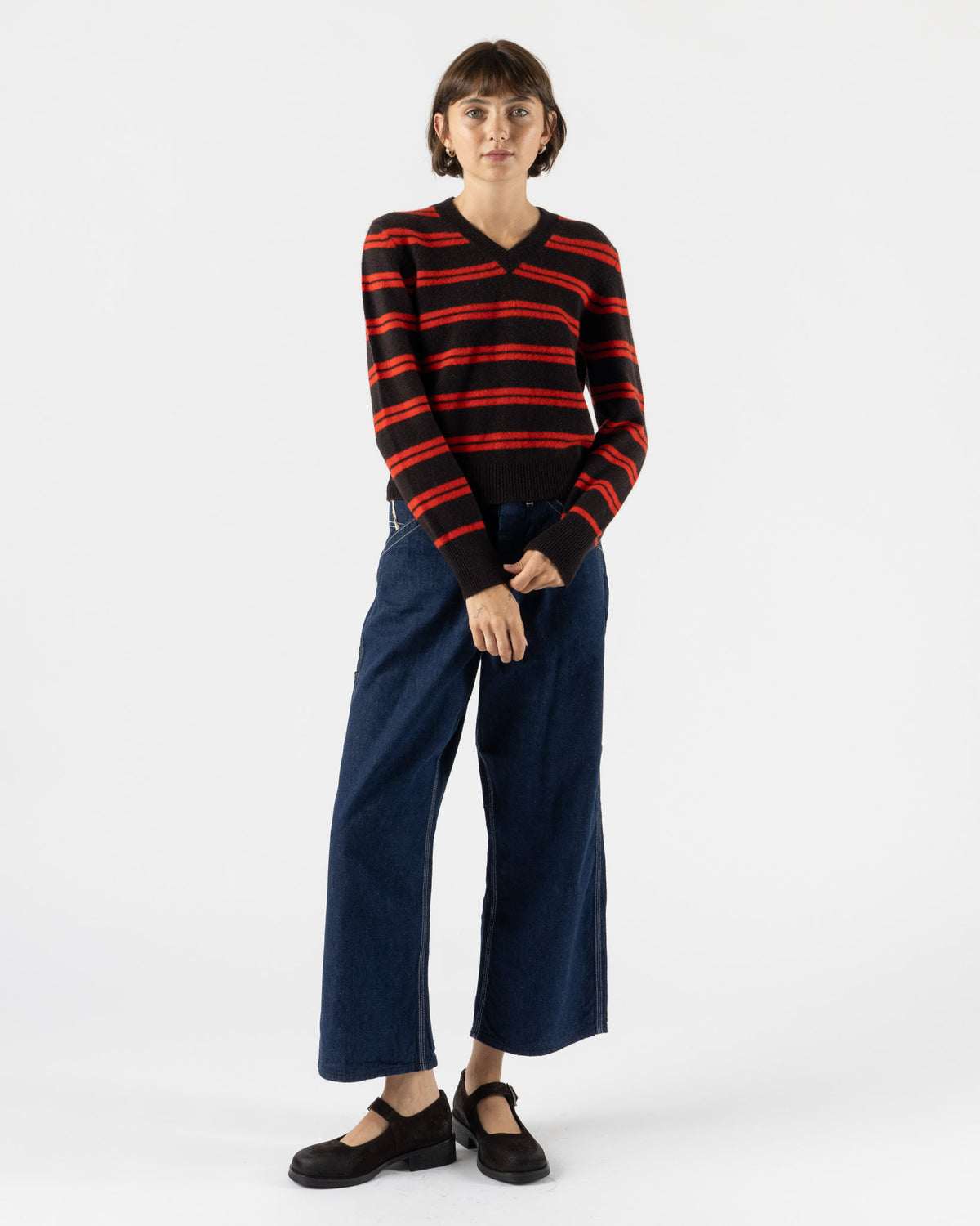 &Daughter Sligo Shrunken V-Neck in Dark Brown with Poppy Red