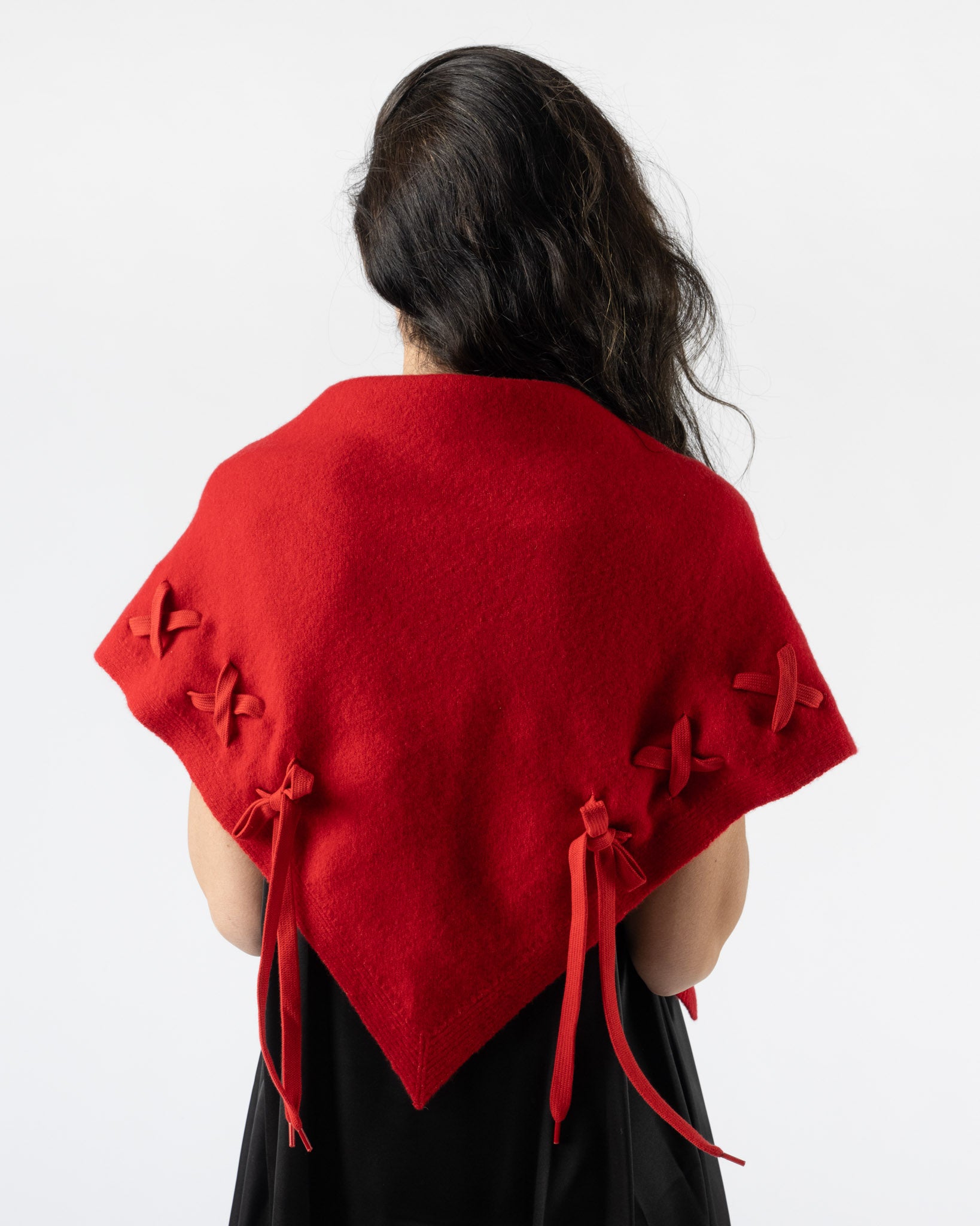 Simone Rocha Merino Lace Up Neckerchief in Red/Red