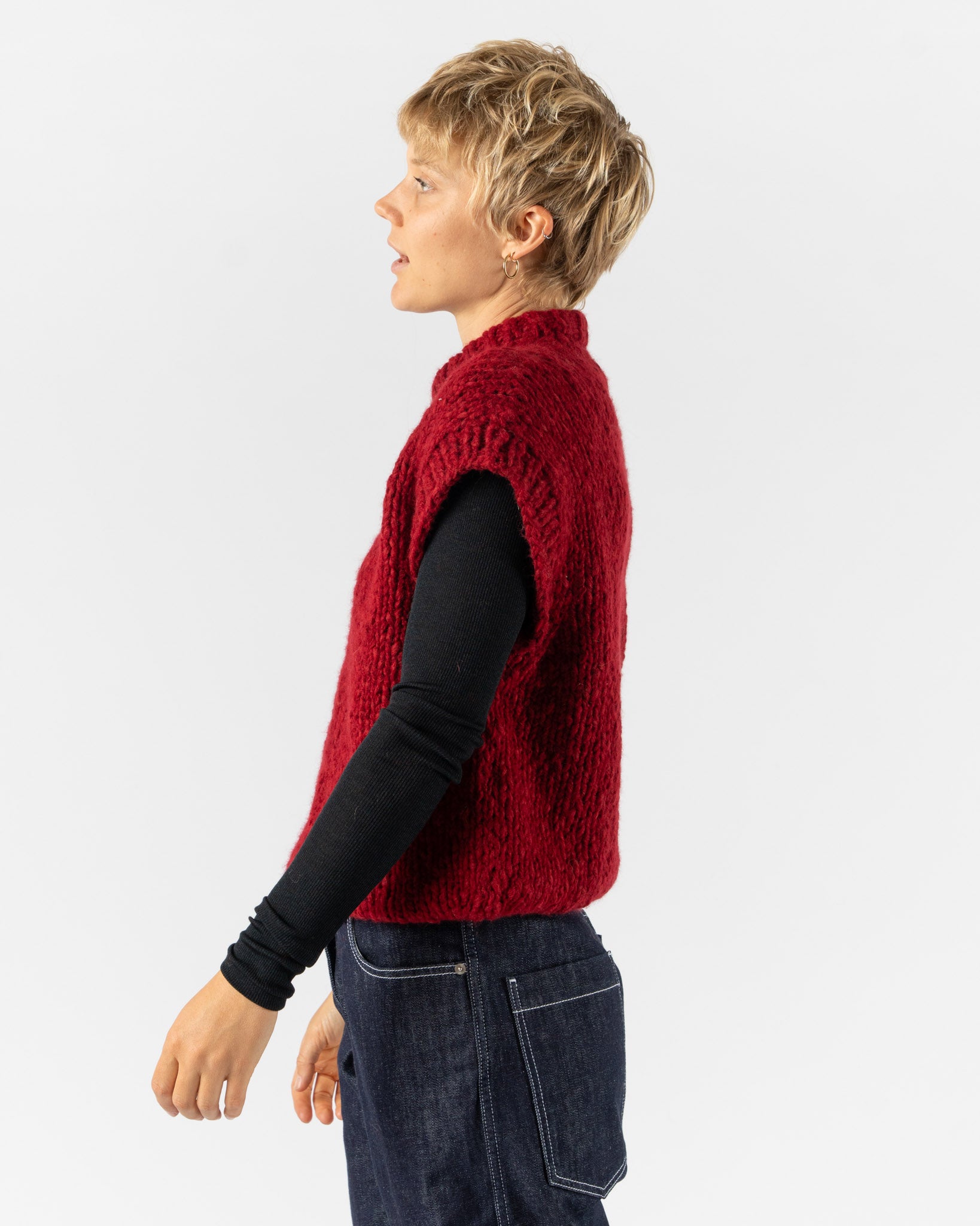 CASEY CASEY Sleeveless Jumper in Red/Red