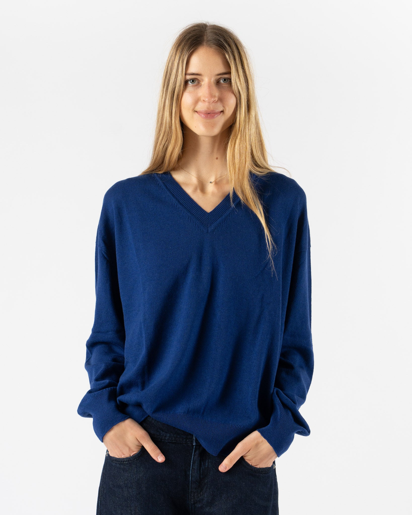 &Daughter Tahra V-Neck in Smalt Blue