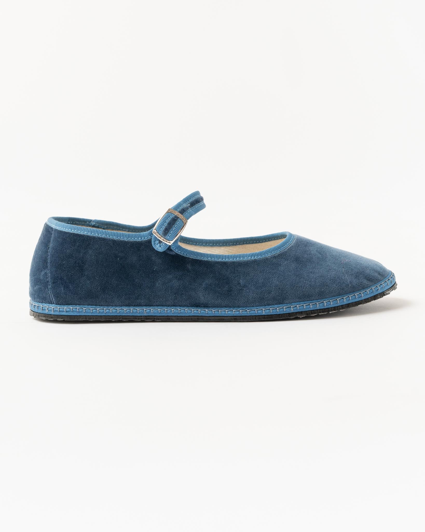 Vibi Venezia Mary Jane Velvet in Delfina
