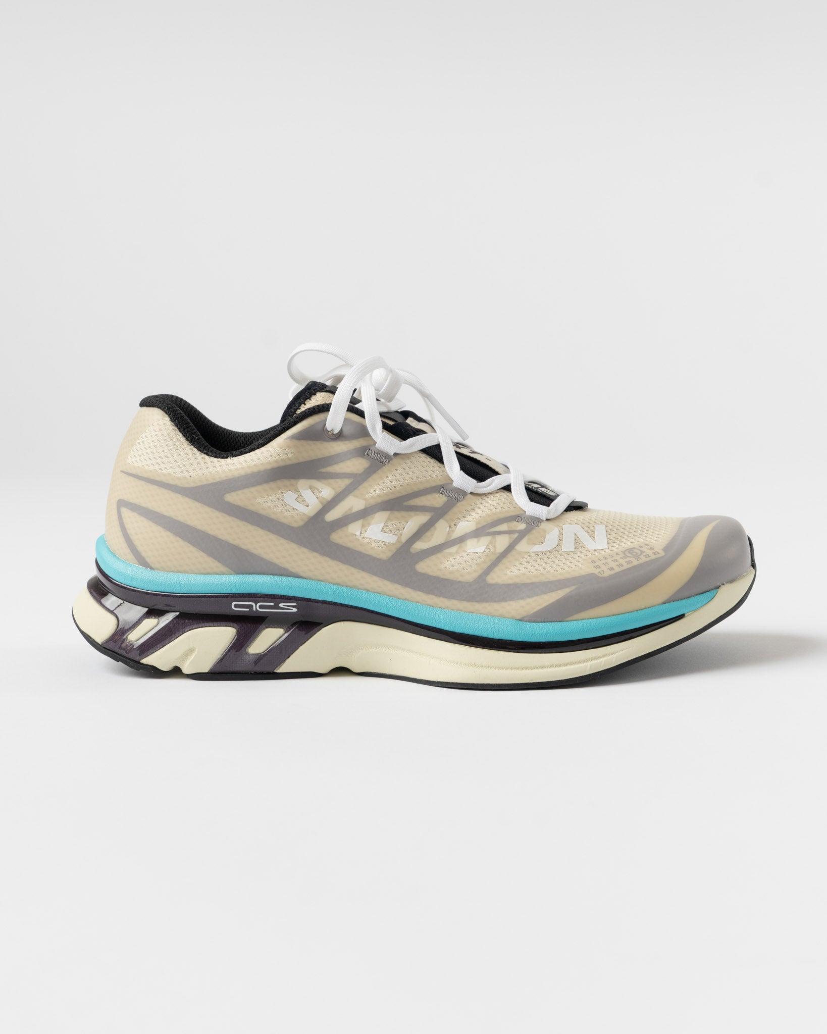 MM6 X Salomon XT Sneaker in Asparagus Green/Gull/Blue Curacao