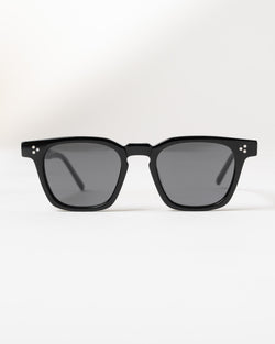 AKILA CALIPSO Sunglasses in Black