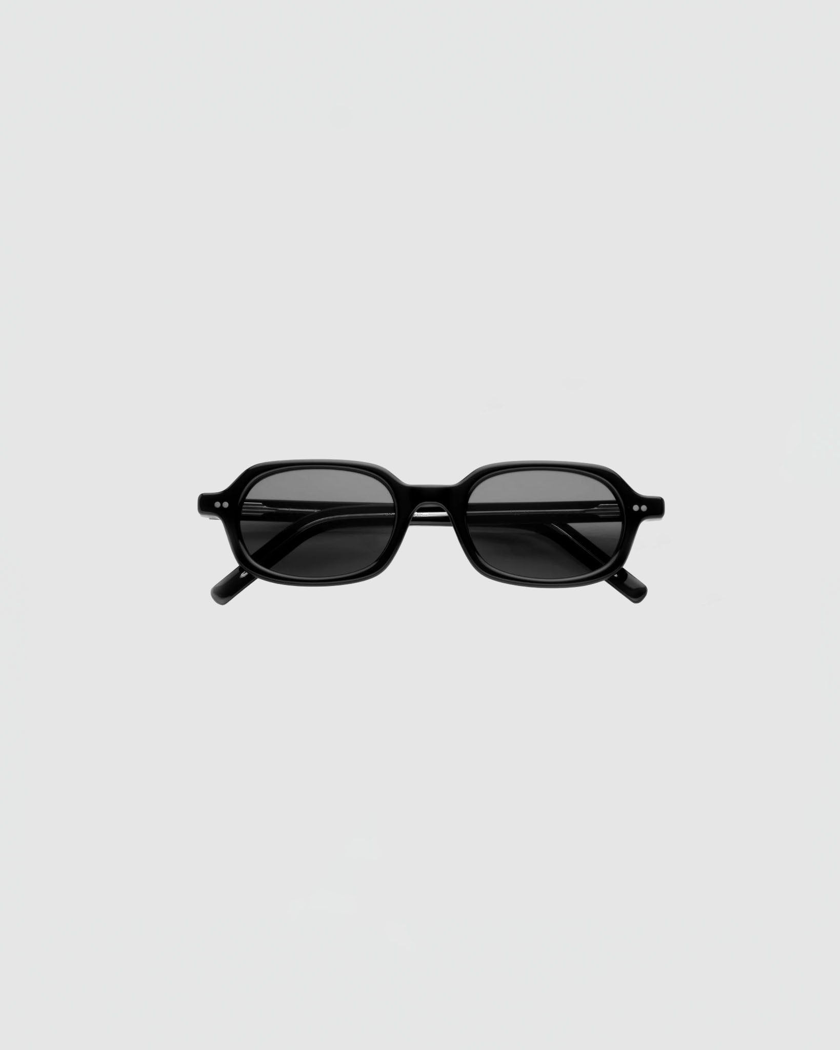 AKILA Eyewear Psyche Sunglasses in Black/Black