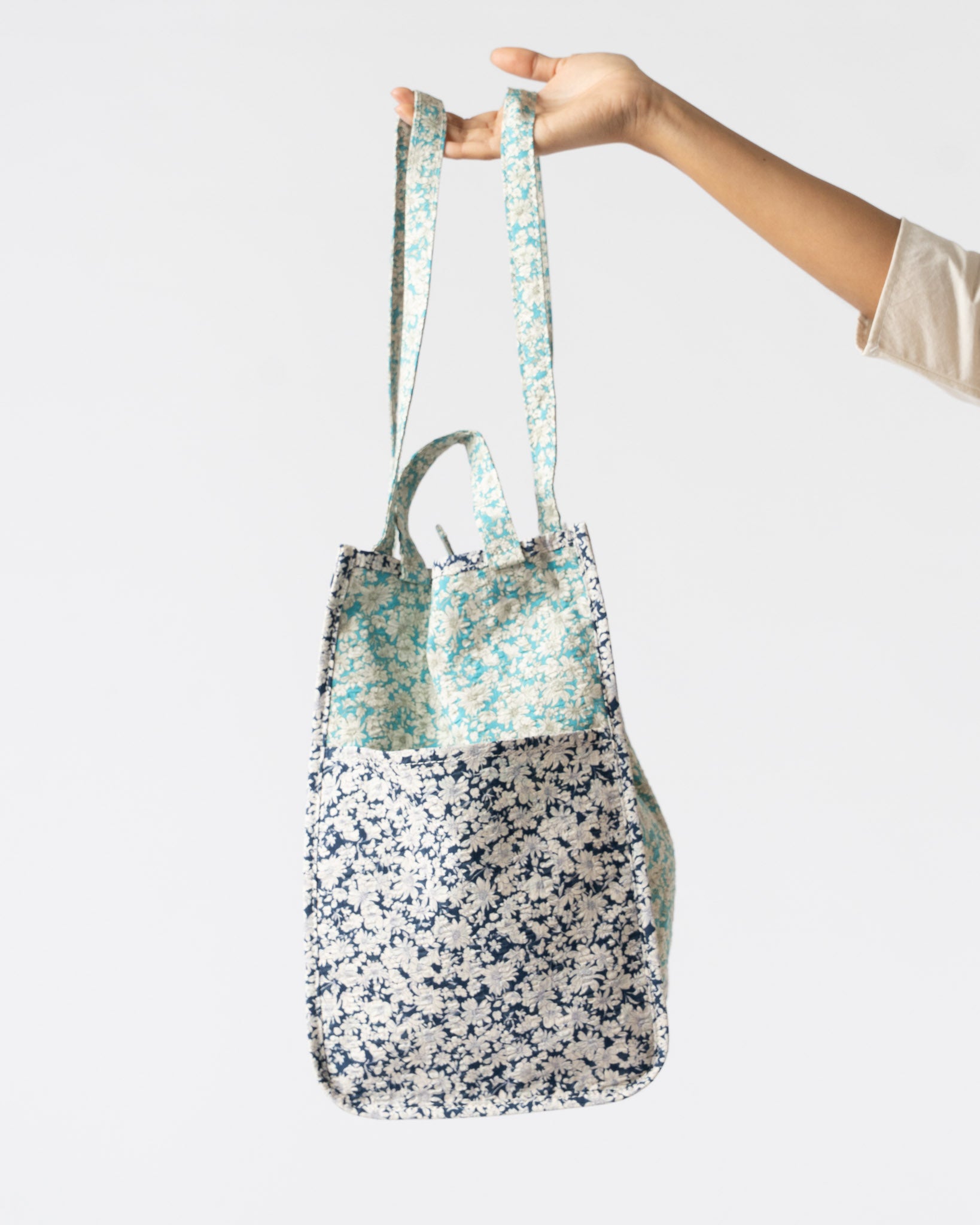 Amiacalva Easy Bag M in Floral Green