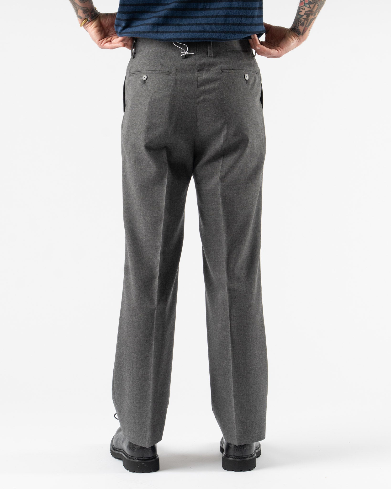 Auralee Summer Twist Cashmere Pora Slacks in Top Charcoal Gray