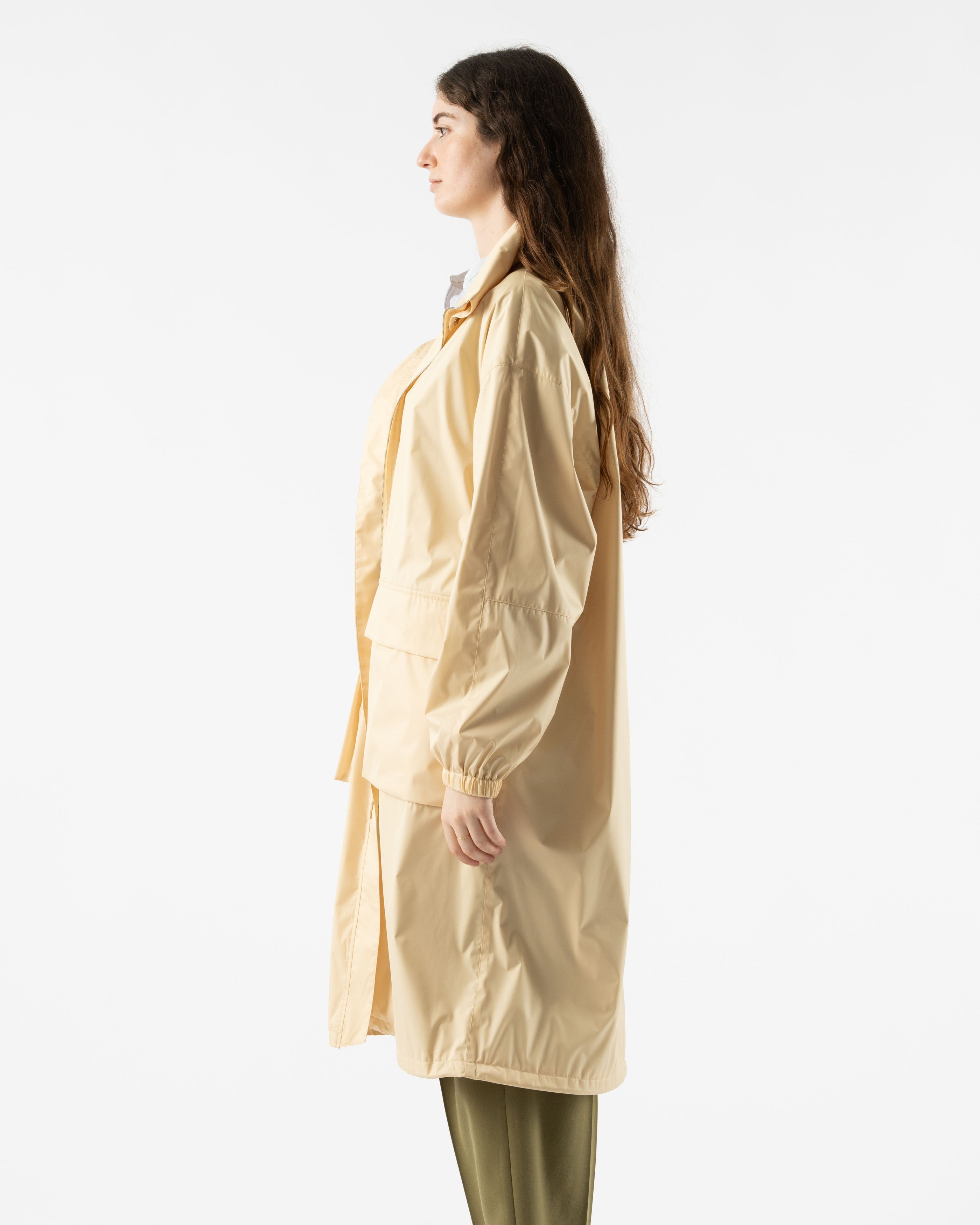 AURALEE SATIN LAMINATE ZIP COAT