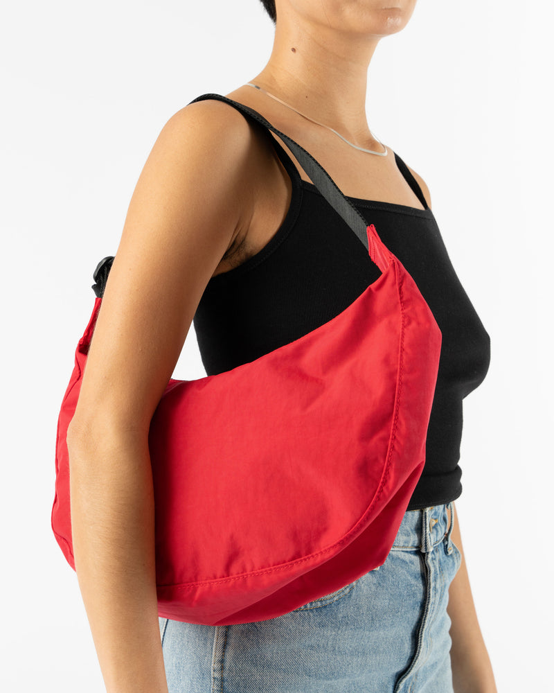 Baggu Medium Nylon Crescent Bag in Candy Apple