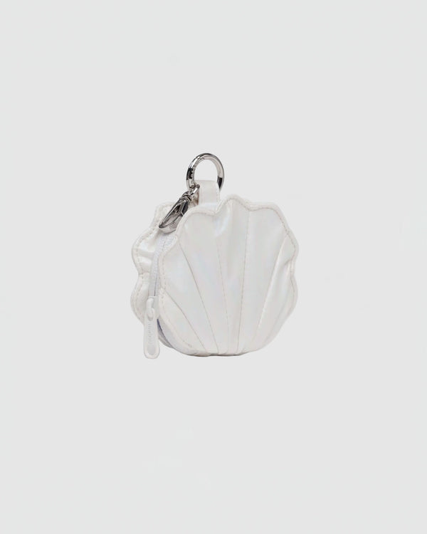Baggu Shell Charm in Pearl Metallic