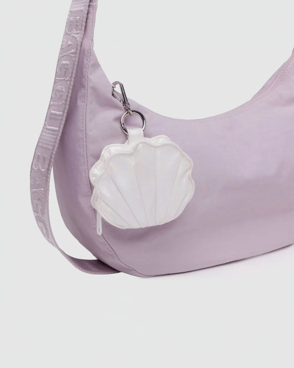 Baggu Shell Charm in Pearl Metallic