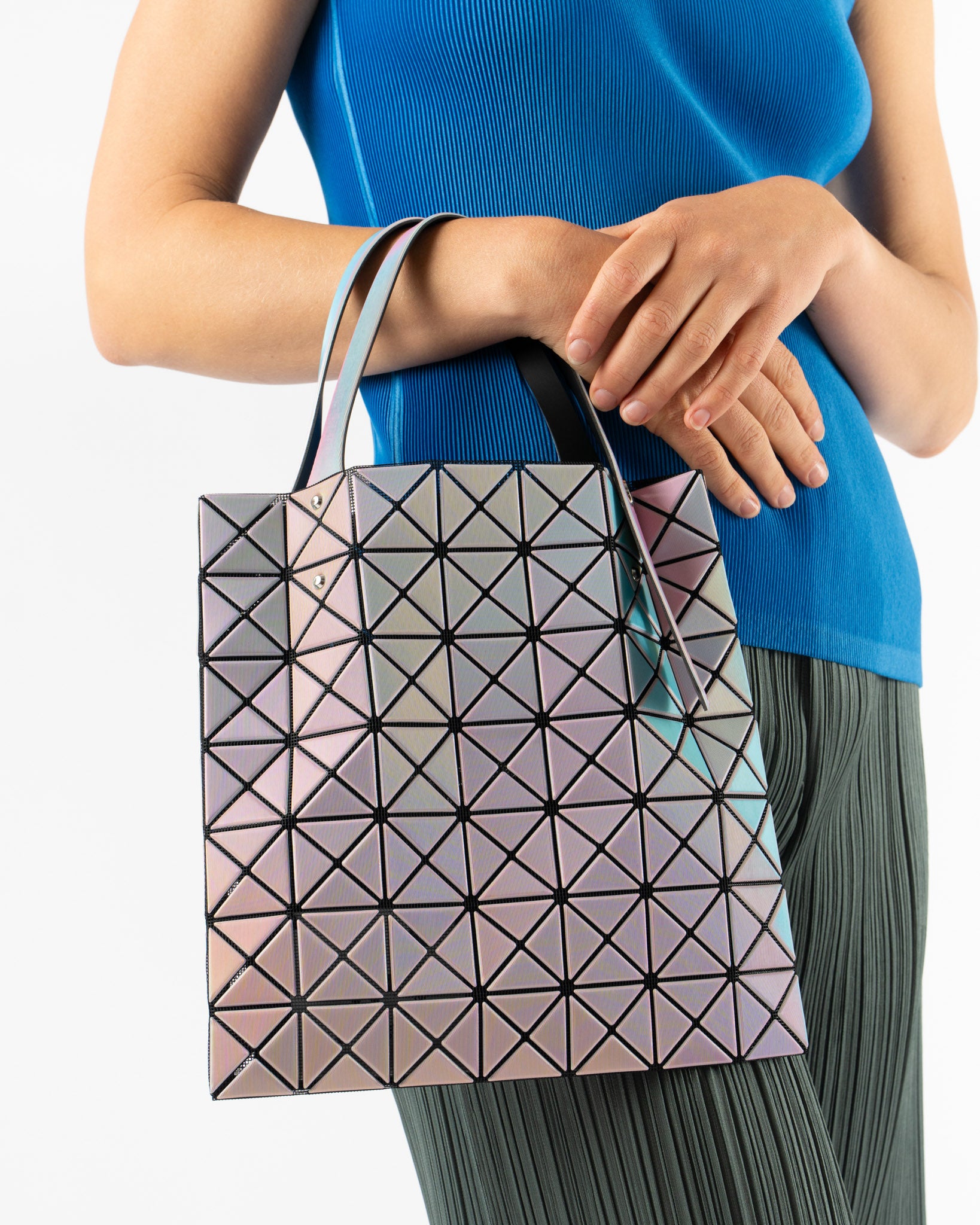 ハンドバッグ BAOBAO ISSEY MIYAKE 'Illusion' handbag ILLUSION – ISSEY MIYAKE ONLINE STORE