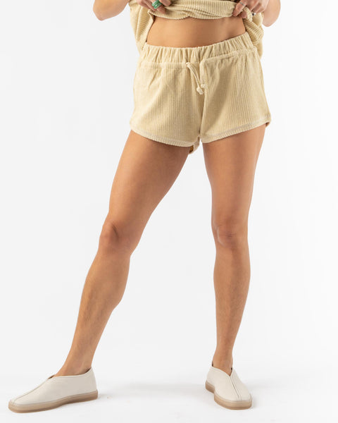 BASERANGE スウェットショーツ baserange-pose-shorts-in-beige