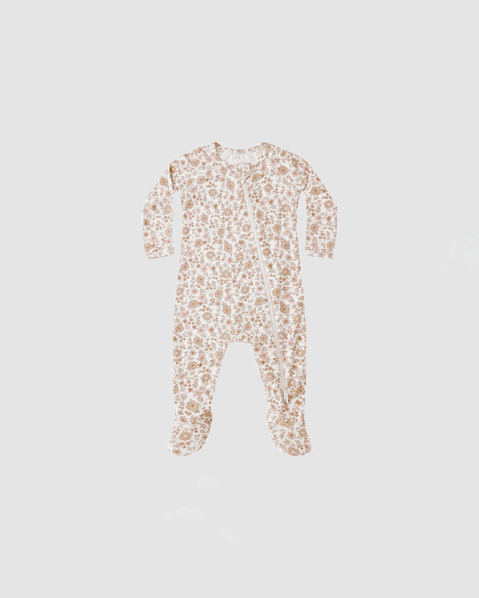 Quincy Mae Bamboo Zip Footie in Ivory Bloom