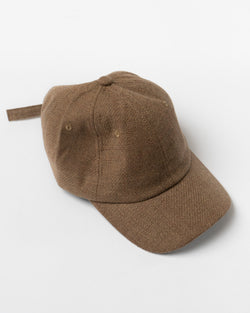 Carter Young Constrast Fabric Baseball Cap in Mocha