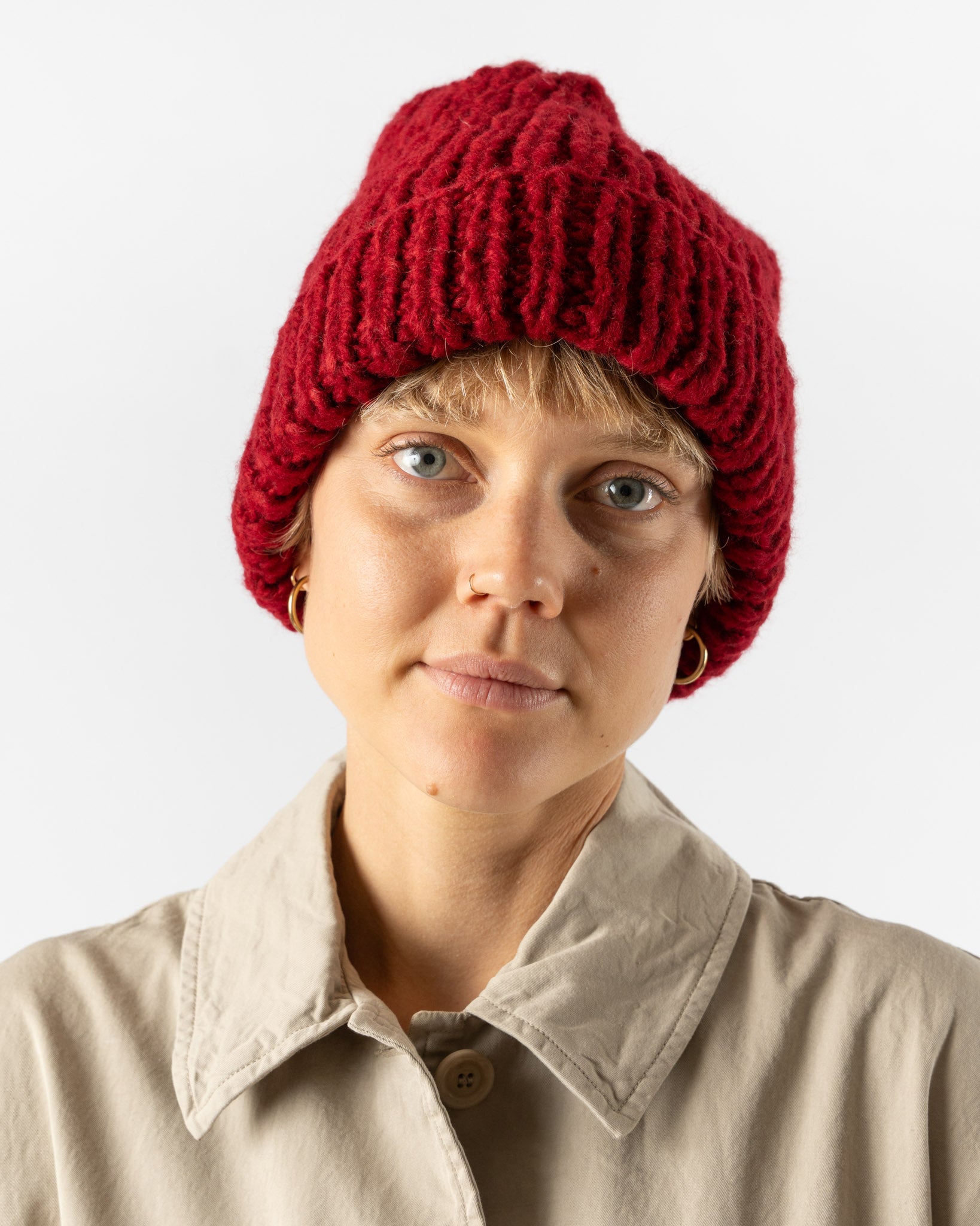 CASEY CASEY Beanie in Red/Red