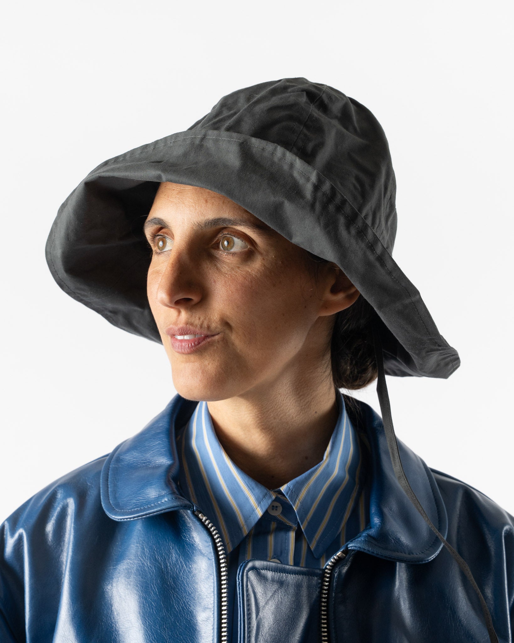 Cawley British Dry Oilskin Sun Hat in Graphite