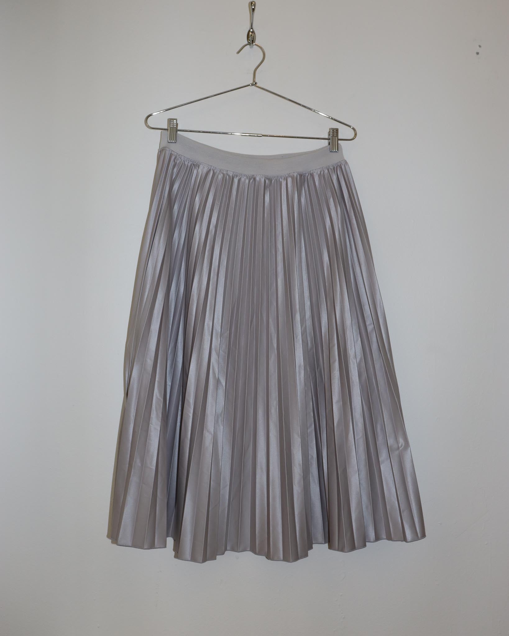 Pre-owned: Cog The Big Smoke Giovanna Accordion Skirt in Silver
