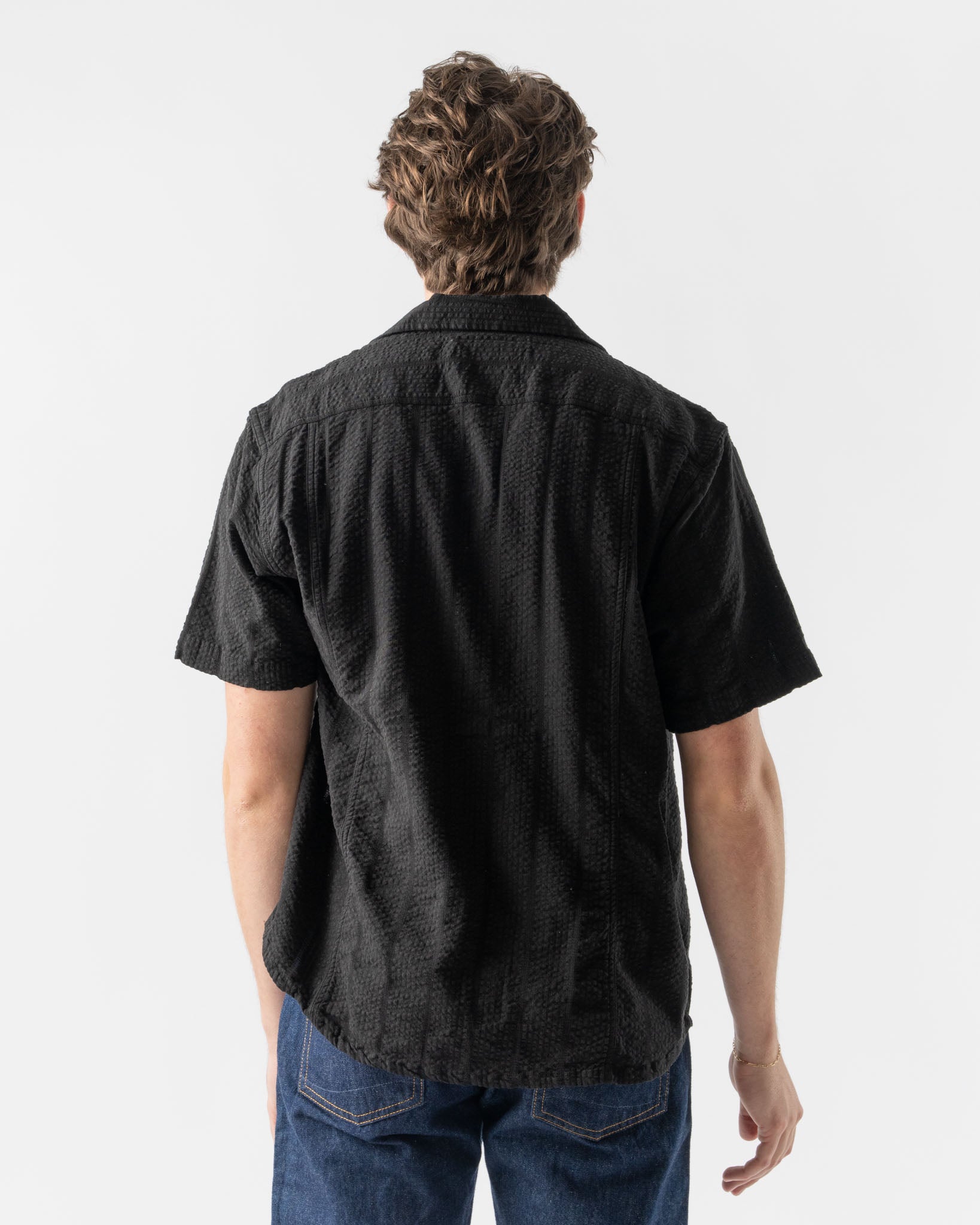 Corridor Striped Seersucker SS Shirt in Black
