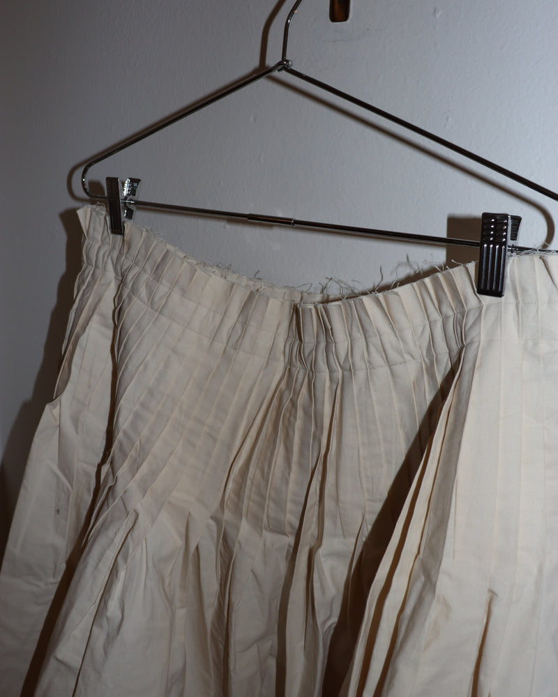 Pre-owned: EGG Trading Pleated Canvas Skirt