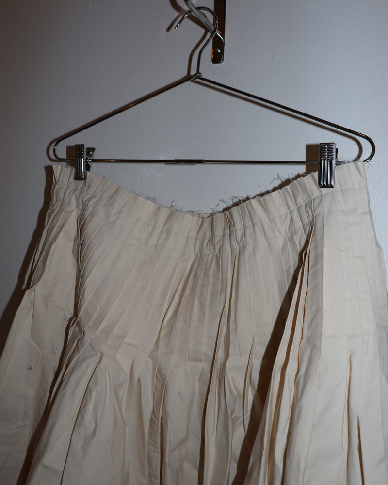 Pre-owned: EGG Trading Pleated Canvas Skirt