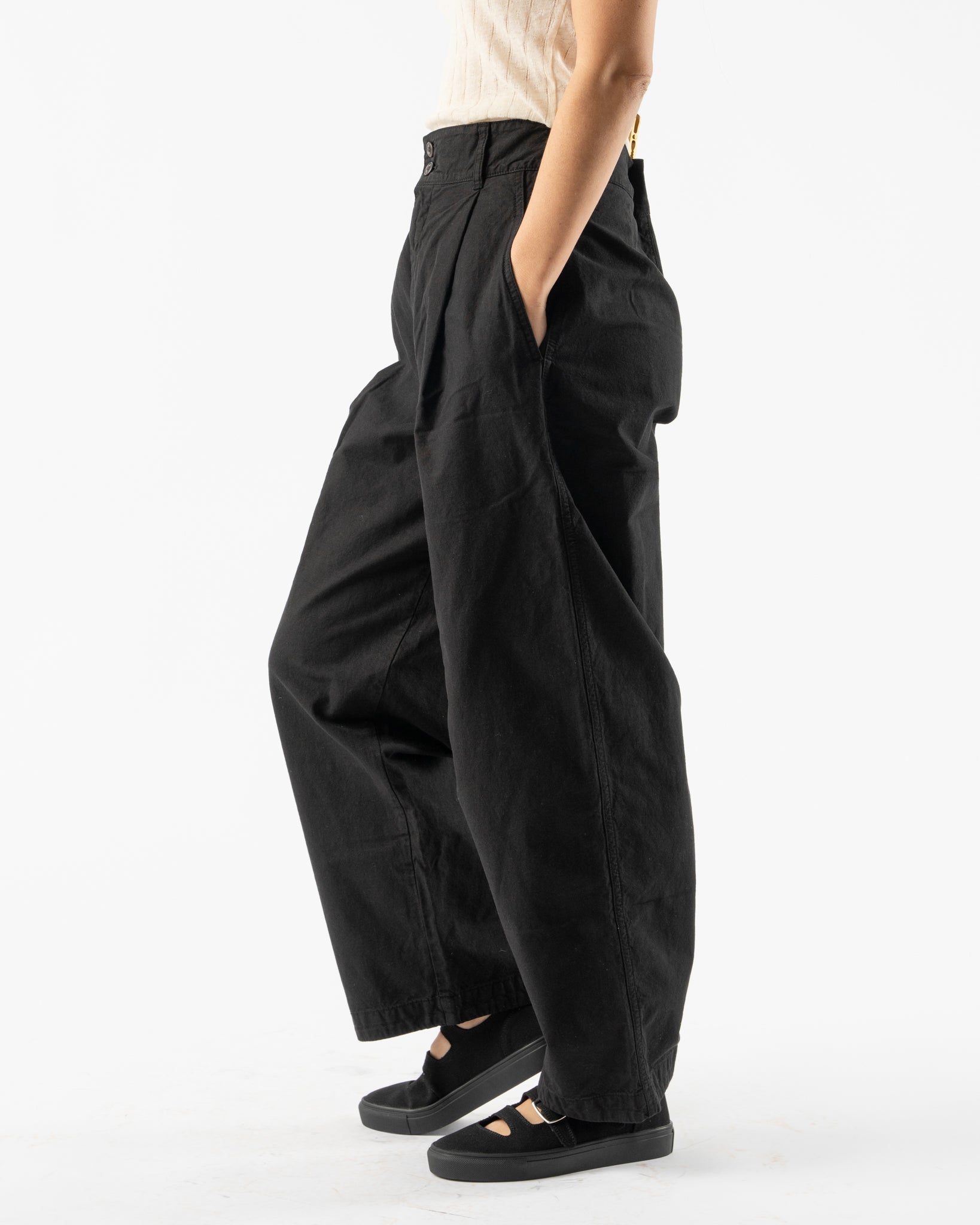 Girls of Dust British Worker Carpenter Pant in Black