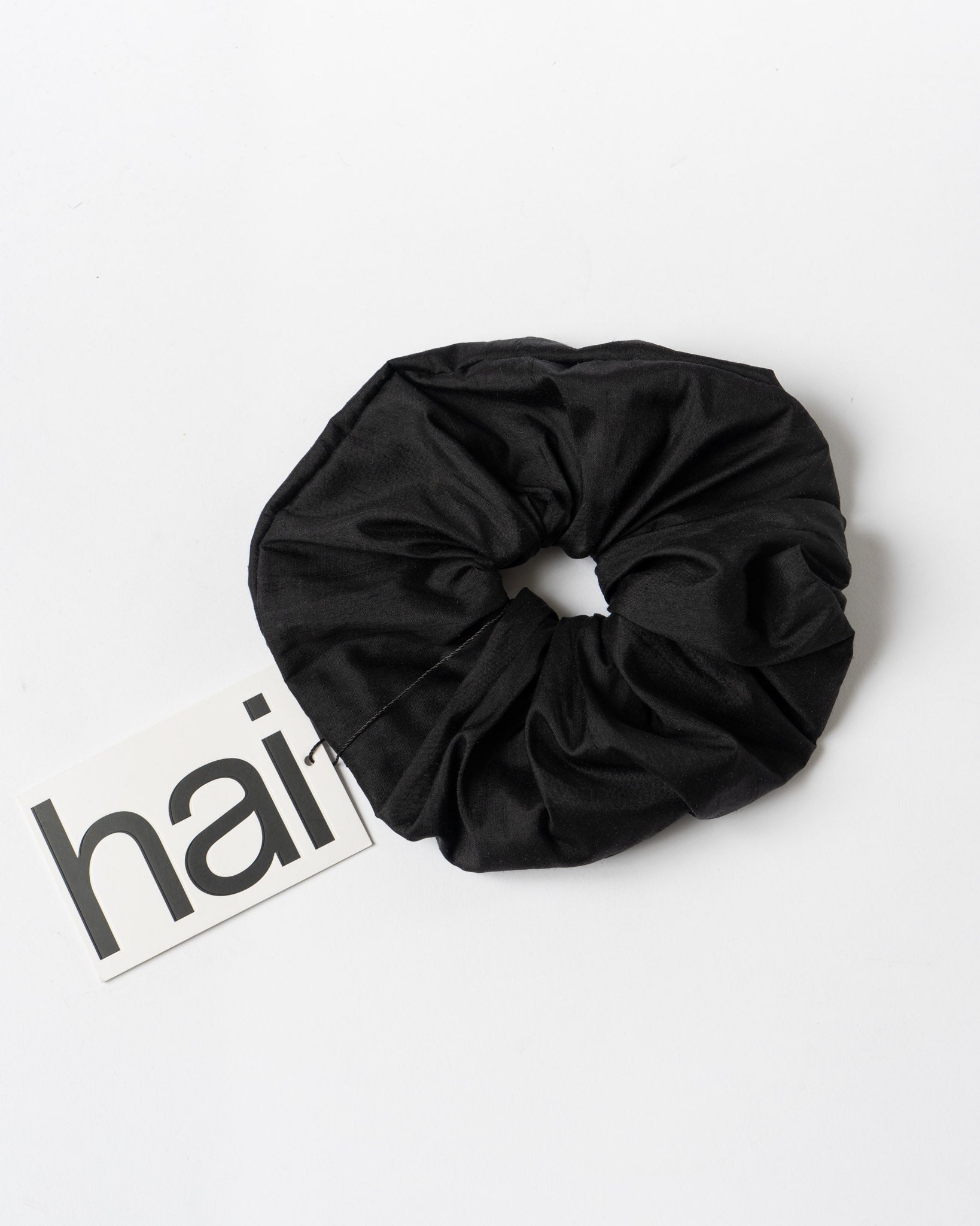 Hai Scrunchie in Black