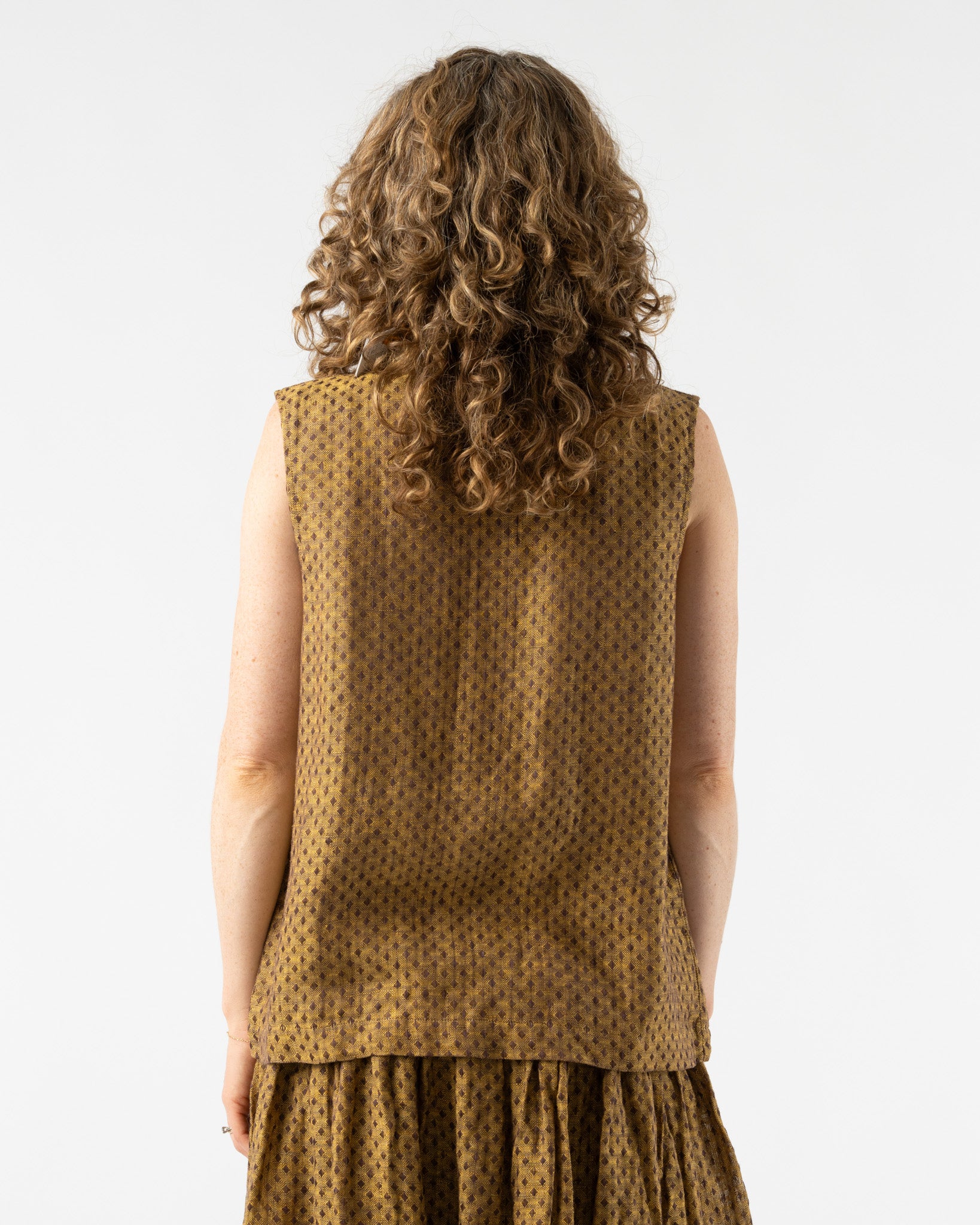 Ichi Antiquités Linen Dobby Pullover in Camel