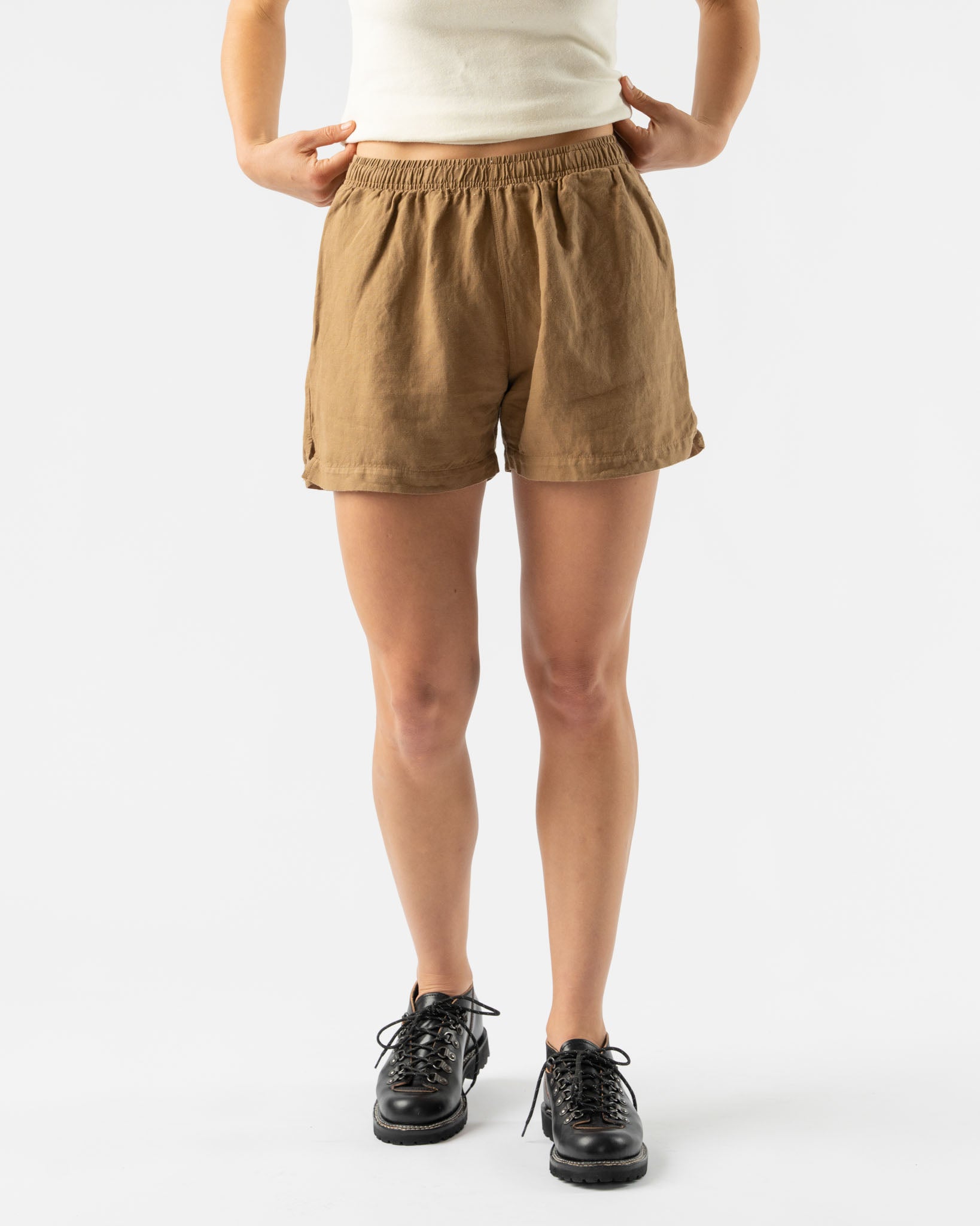Jungmaven Keeley Short in Coyote