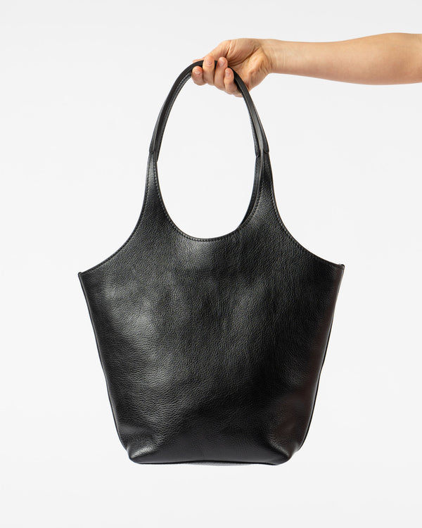 LINDQUIST Big Ama in Black