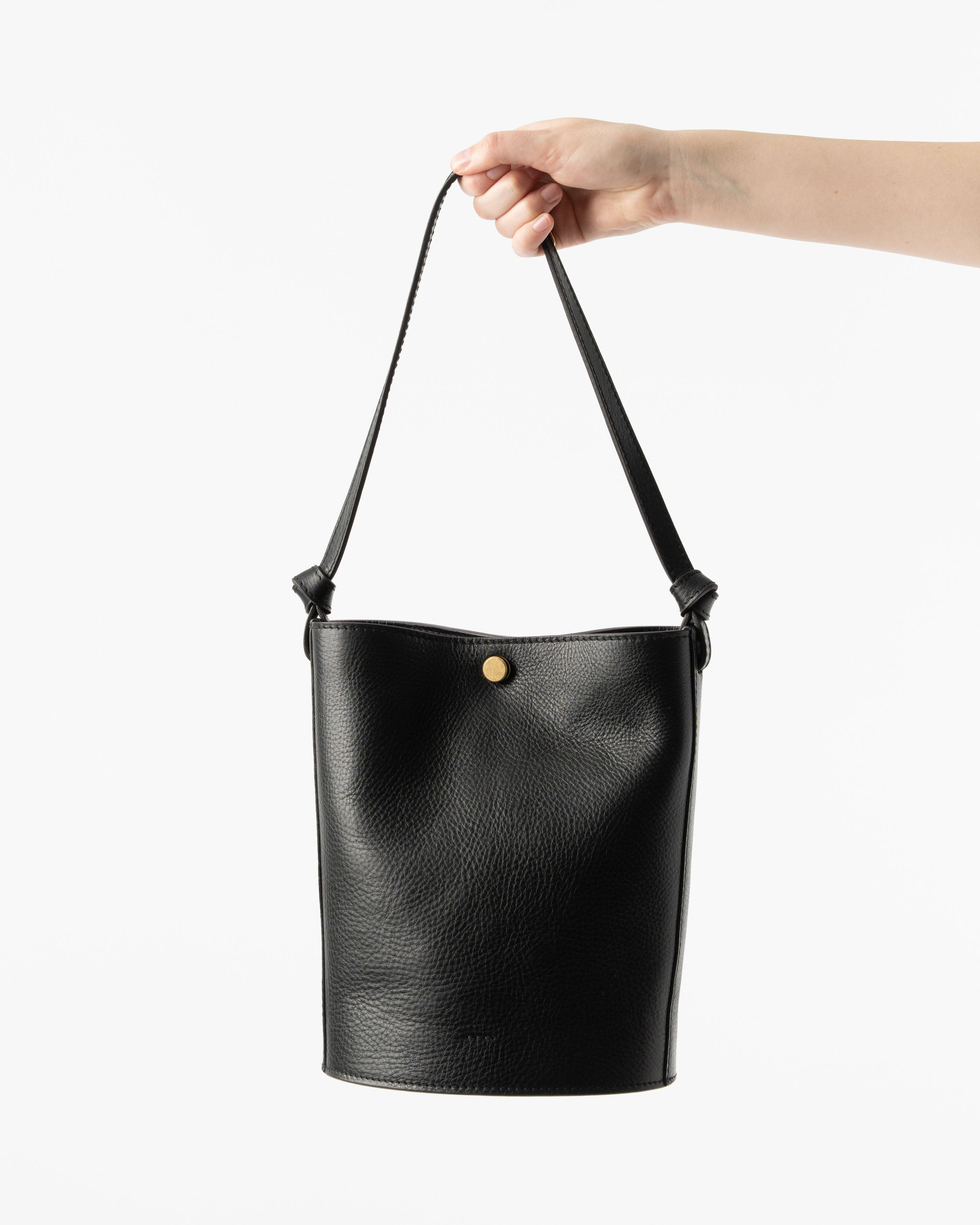 LINDQUIST Small Hilma in Black