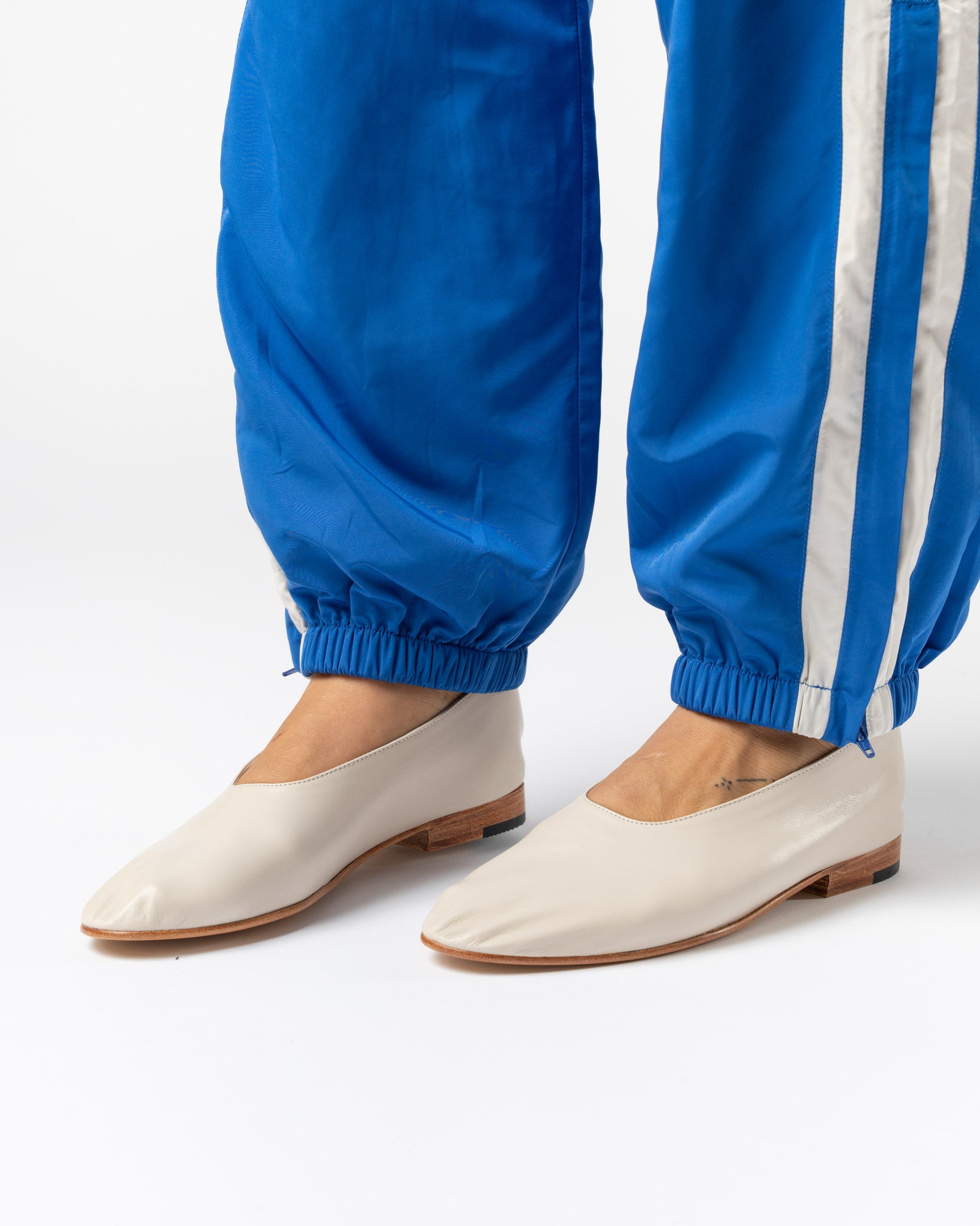 Martiniano Glove Shoe in Porcelain