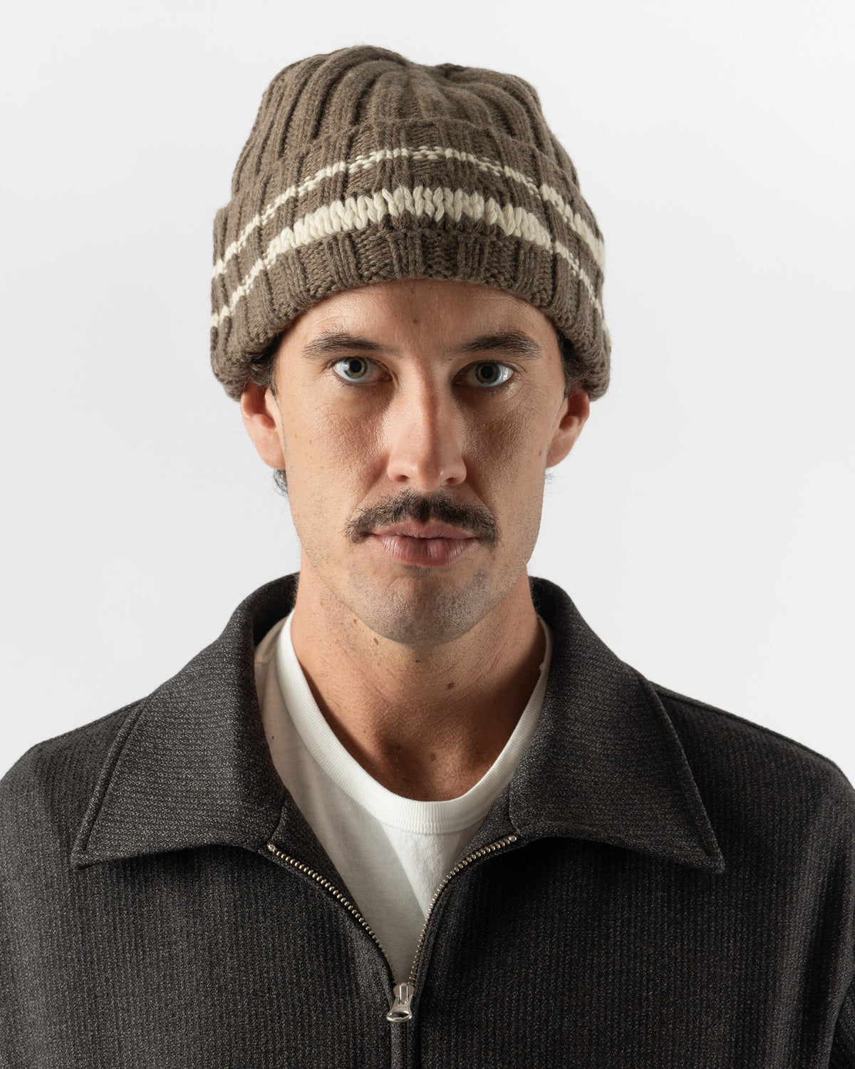 mfpen Court Beanie in Espresso