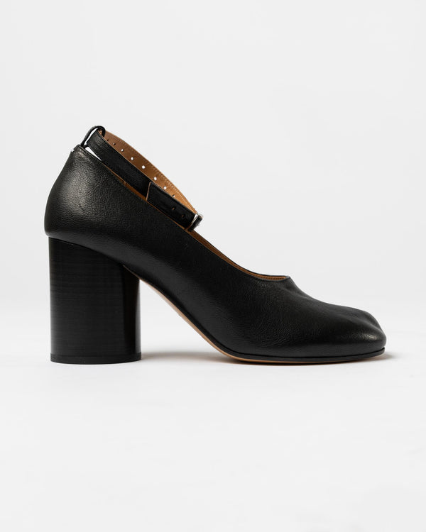 Maison Margiela Tabi Pumps in Black